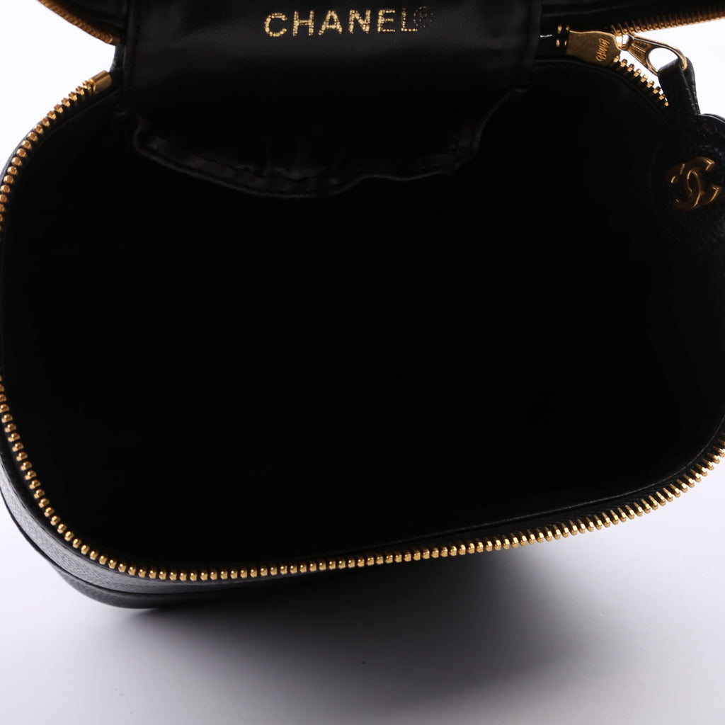 Chanel CC Vanity Case Small Caviar Leather 6M