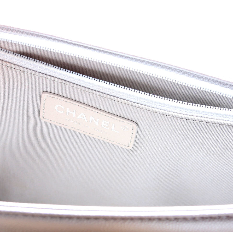 Chanel Boy Flap Medium Old Chevron Caviar 21-25M Silver