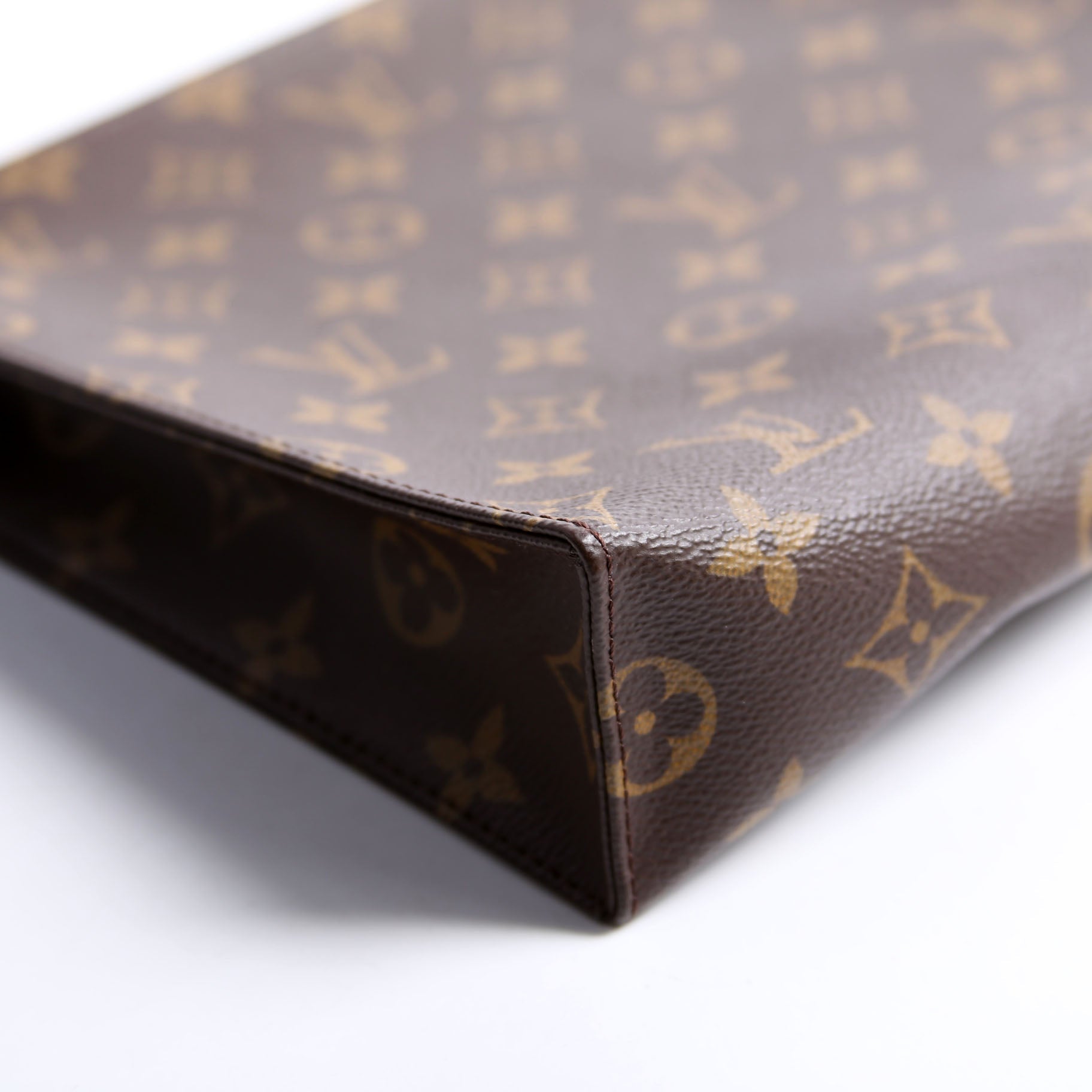 Louis Vuitton Toiletry Pouch 26 Newer Monogram