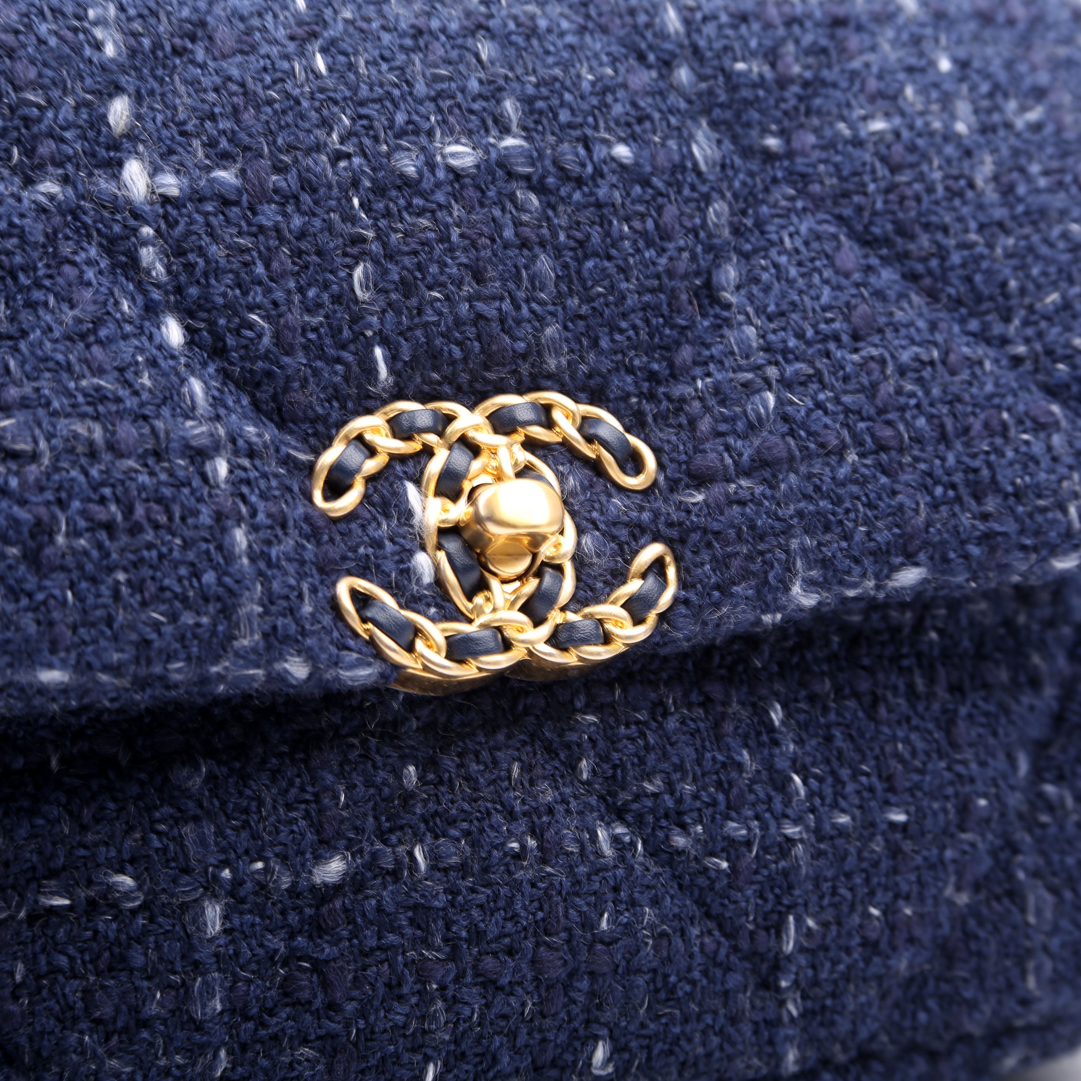 Chanel Chanel 19 Small Tweed RFID Navy