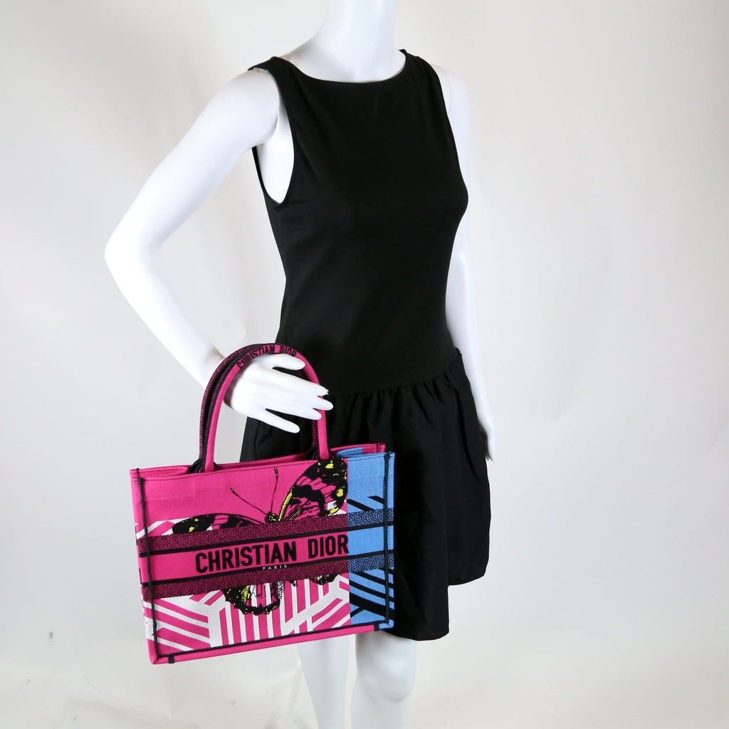 Christian Dior Book Tote Medium Embroidered Jungle Pop