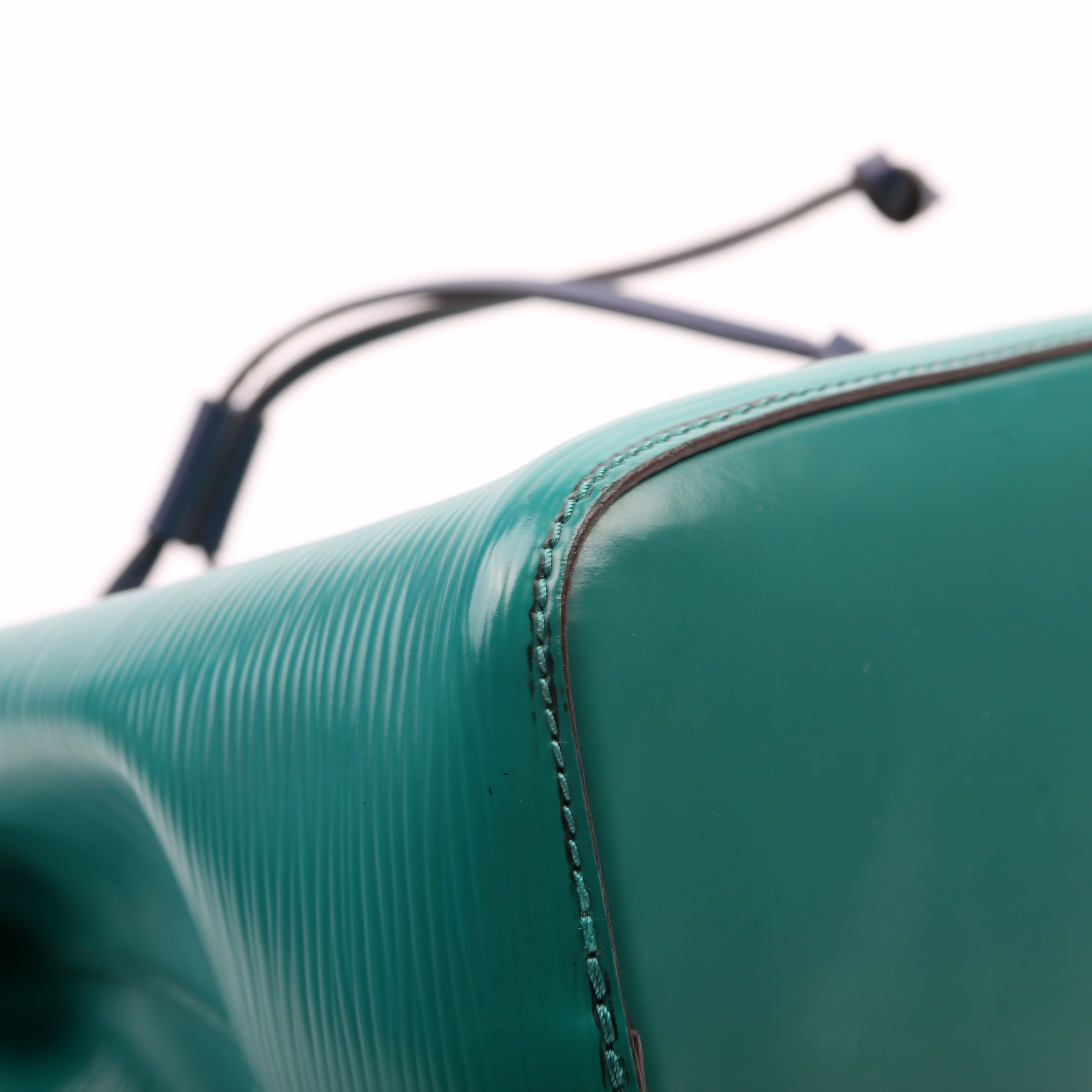 Louis Vuitton Neonoe BB Green/Blue
