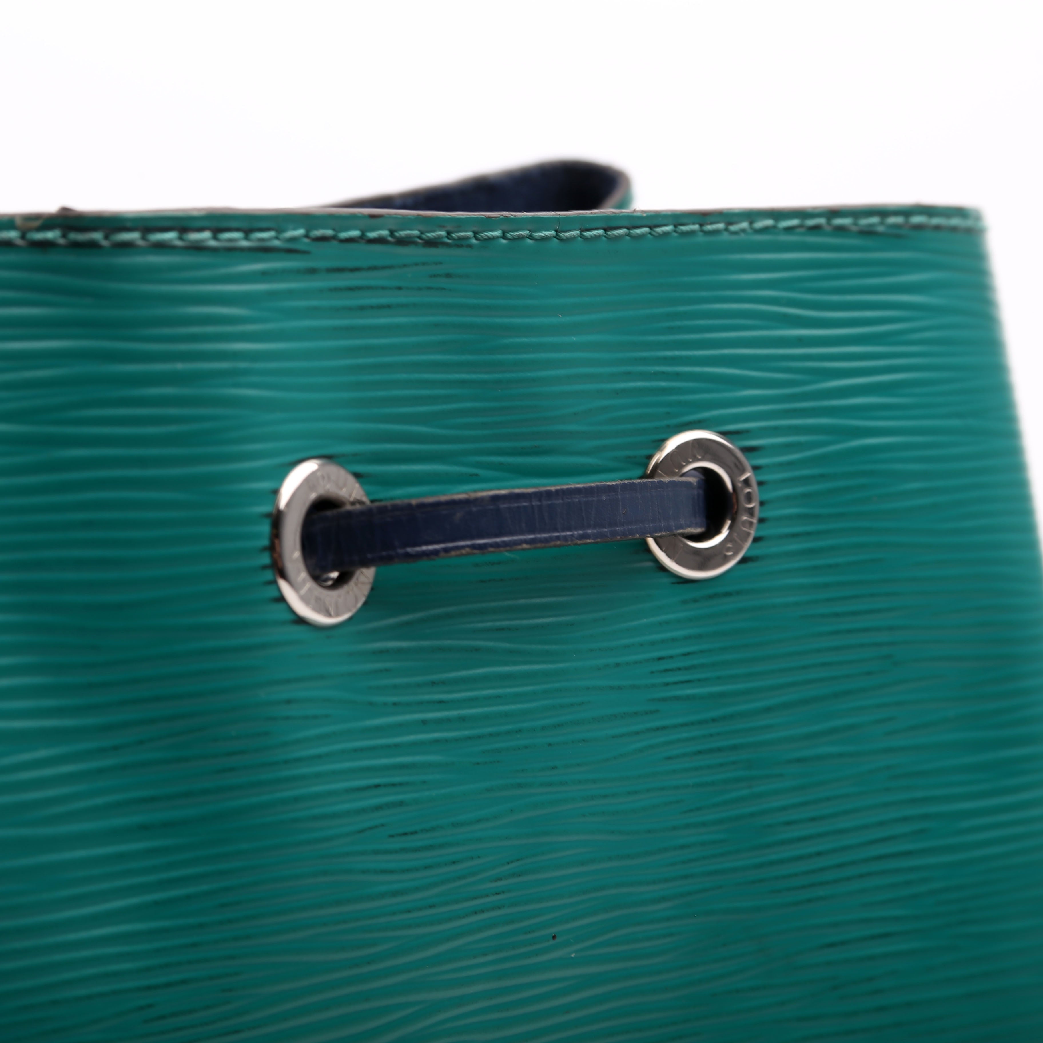 Louis Vuitton Neonoe BB Green/Blue