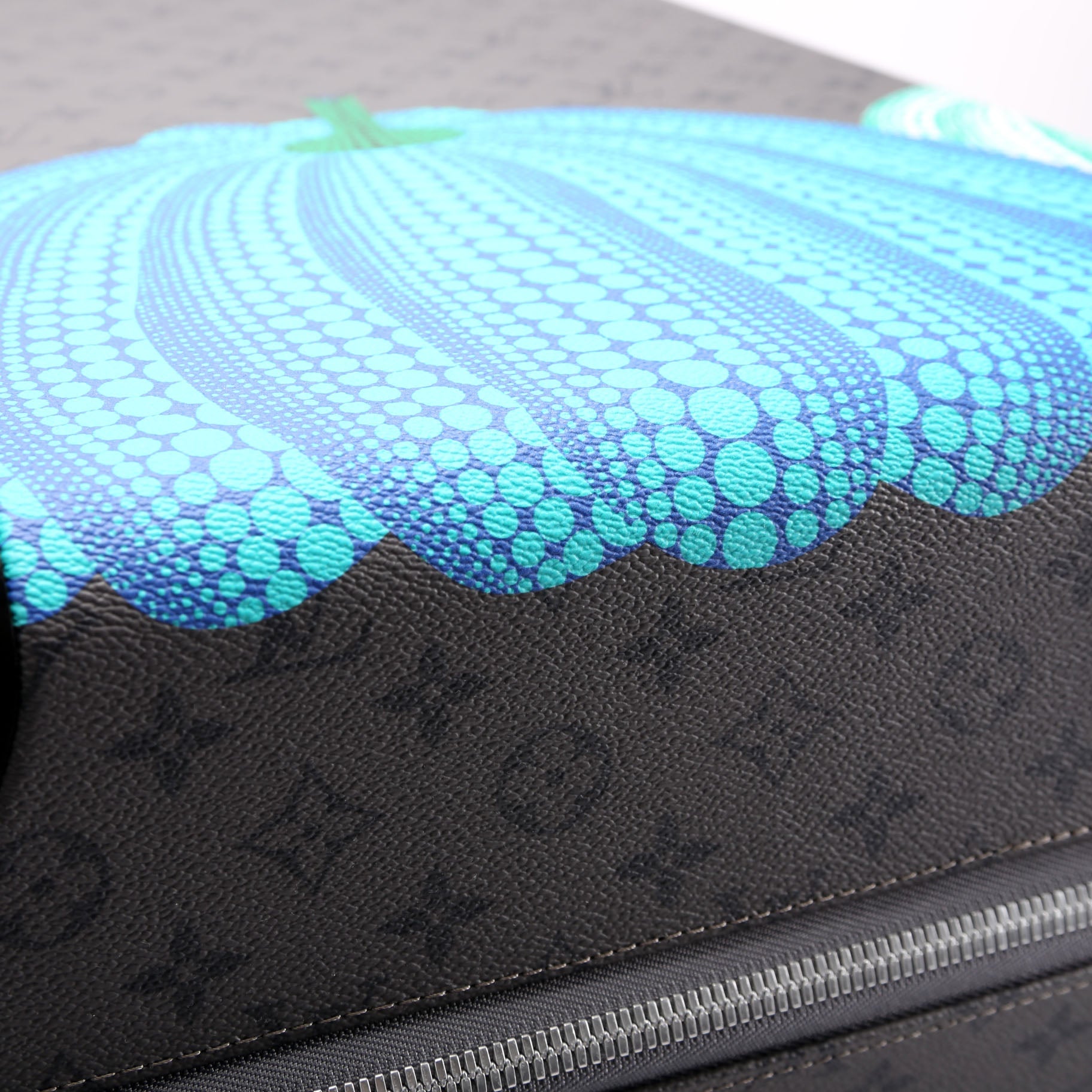 Louis Vuitton LV X YK Horizon 55 Monogram Eclipse