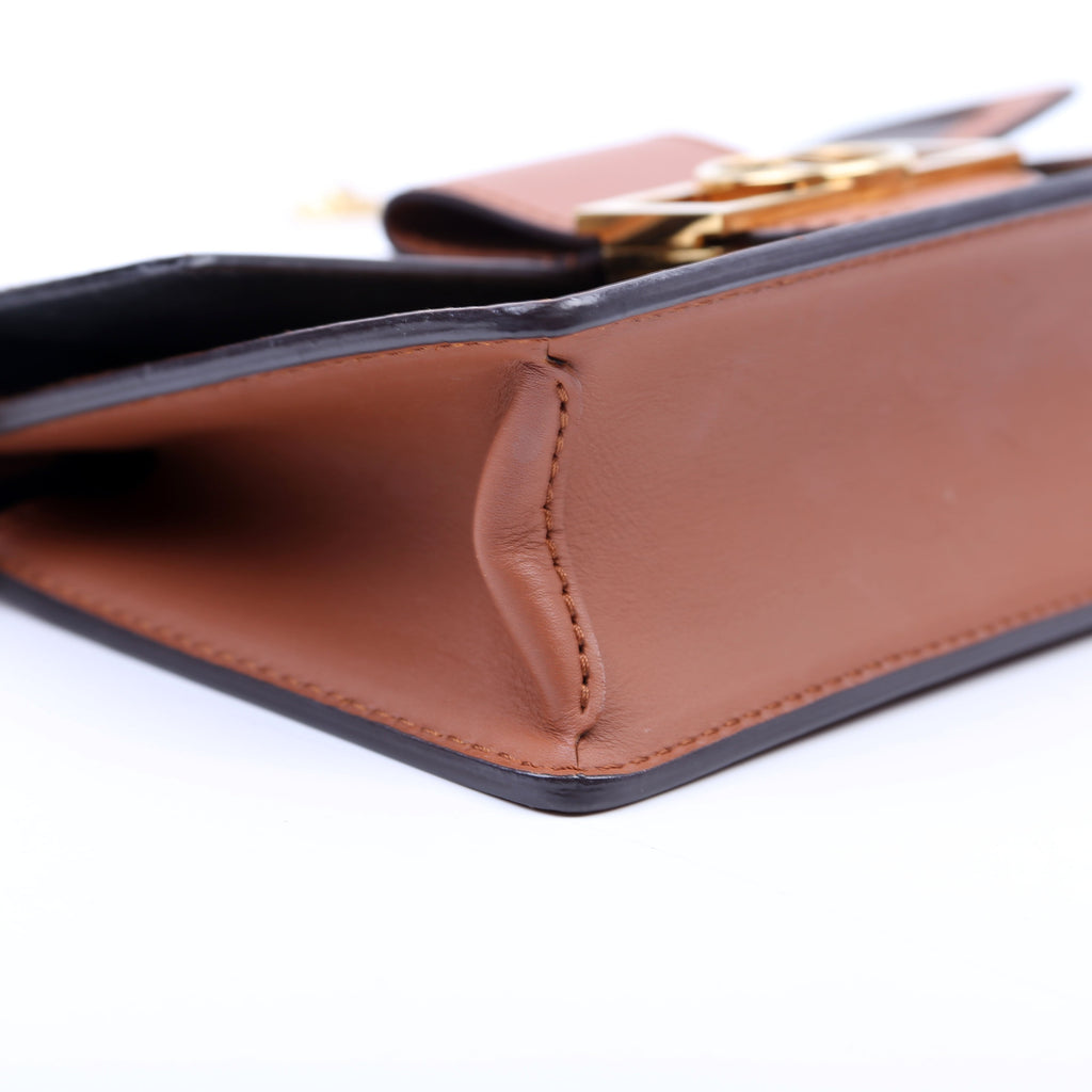 Louis Vuitton Dauphine Chain Reverse Wallet Monogram