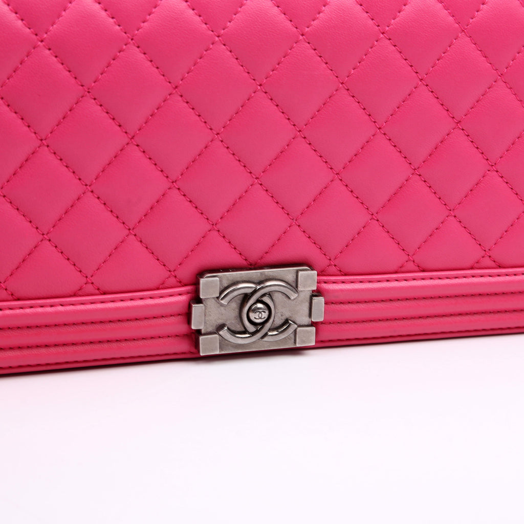 Chanel Boy Flap Clutch 19M Pink