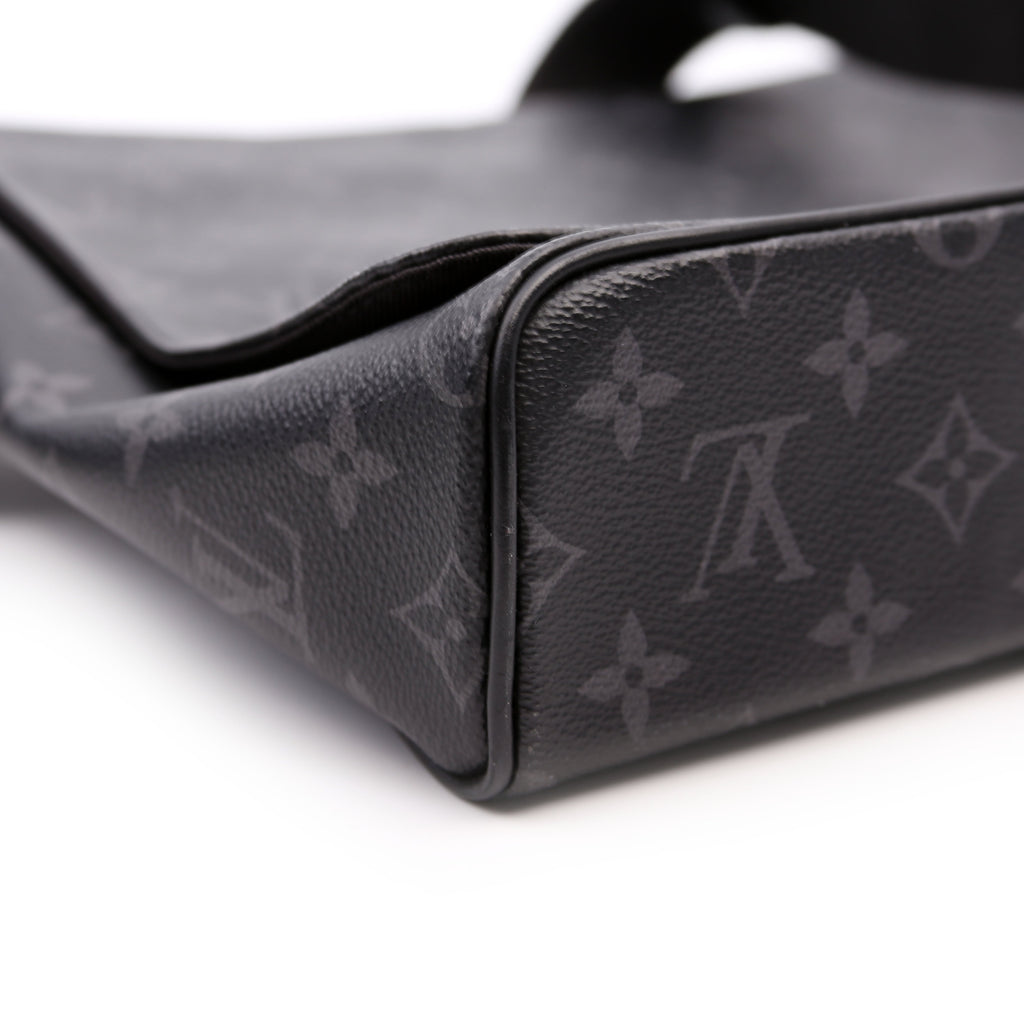 Louis Vuitton District MM NV2 Eclipse