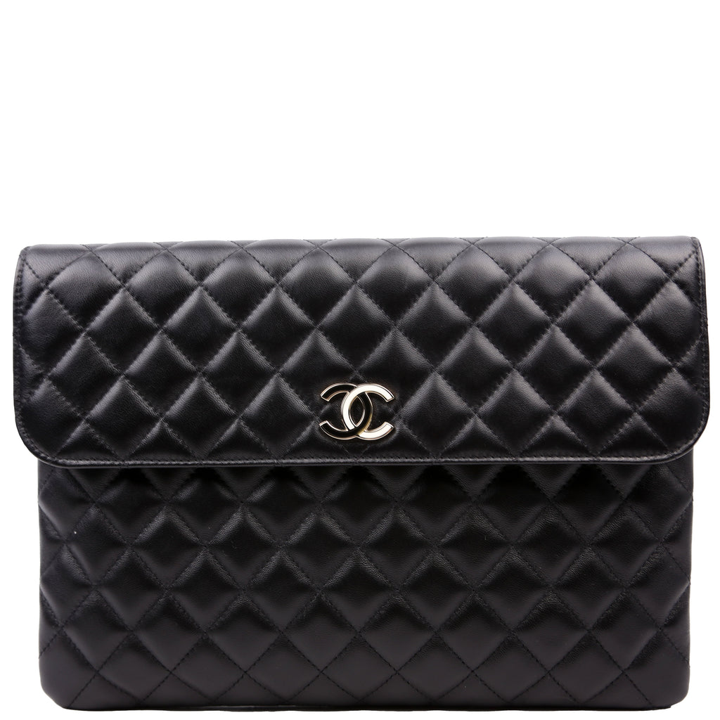 Chanel CC Quilted Flap Clutch 31M Black
