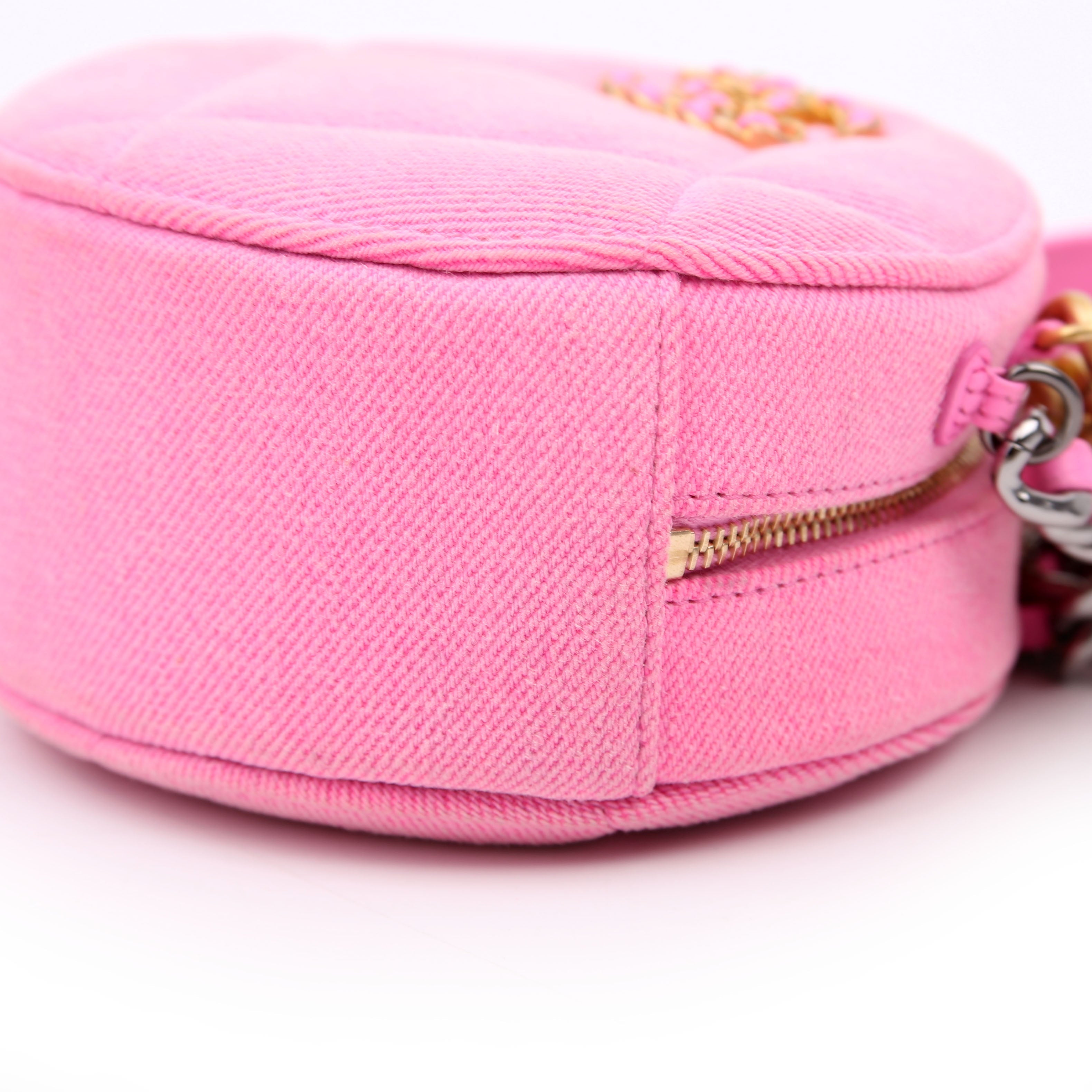 Chanel Chanel 19 Round Clutch Denim 31M Pink