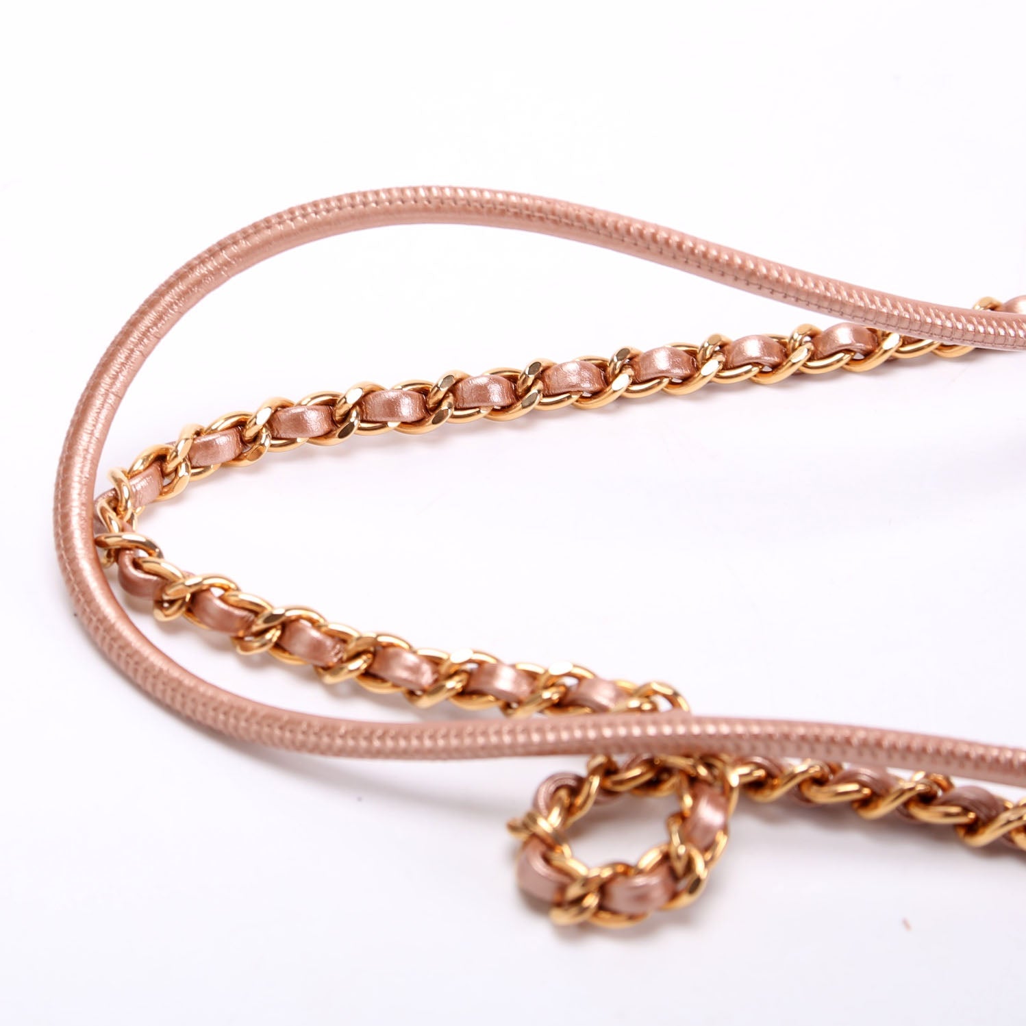 Chanel Chanel 22 Mini Metallic Calfskin RFID Pink