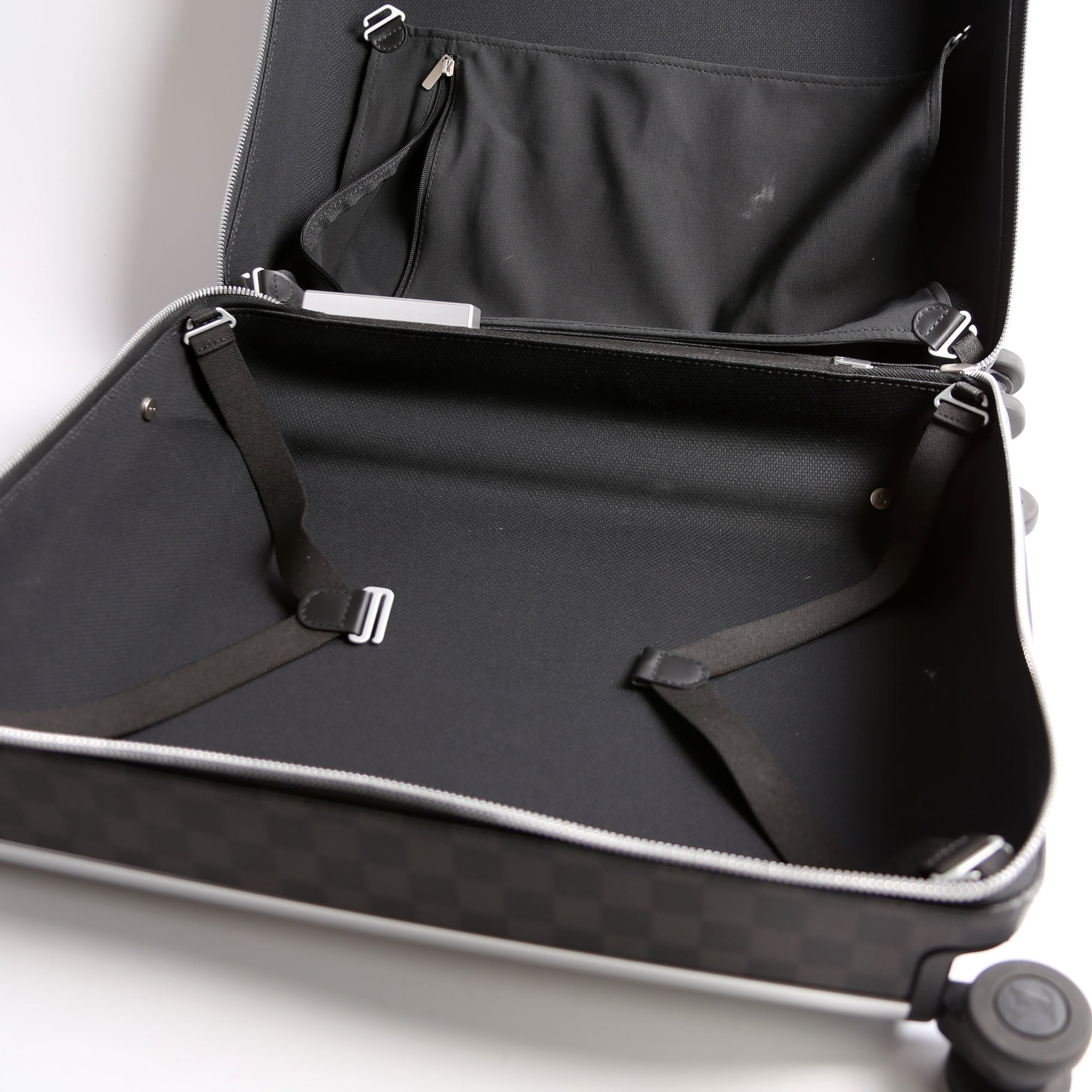 Louis Vuitton Horizon 50 Graphite