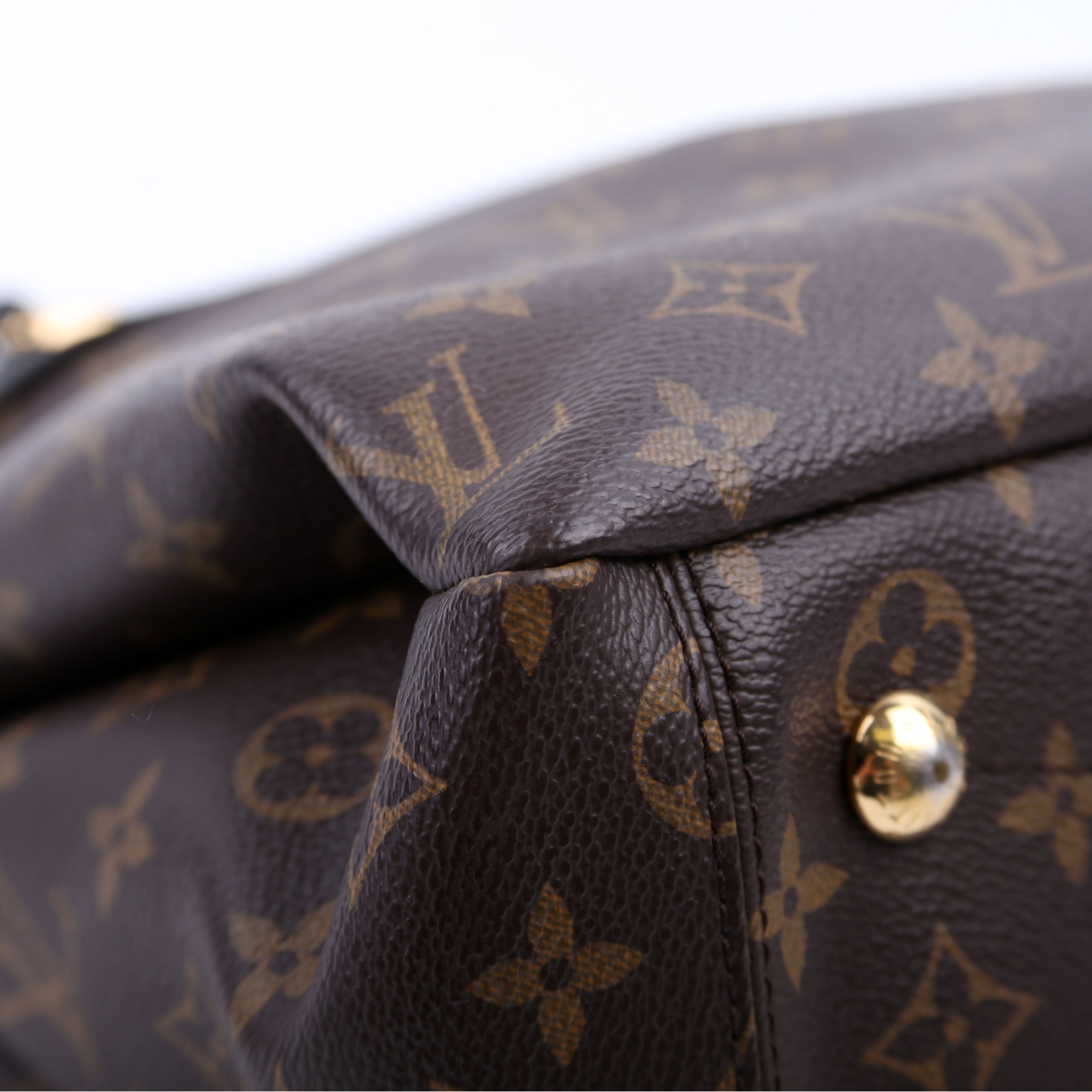Louis Vuitton Pallas Shopper Monogram