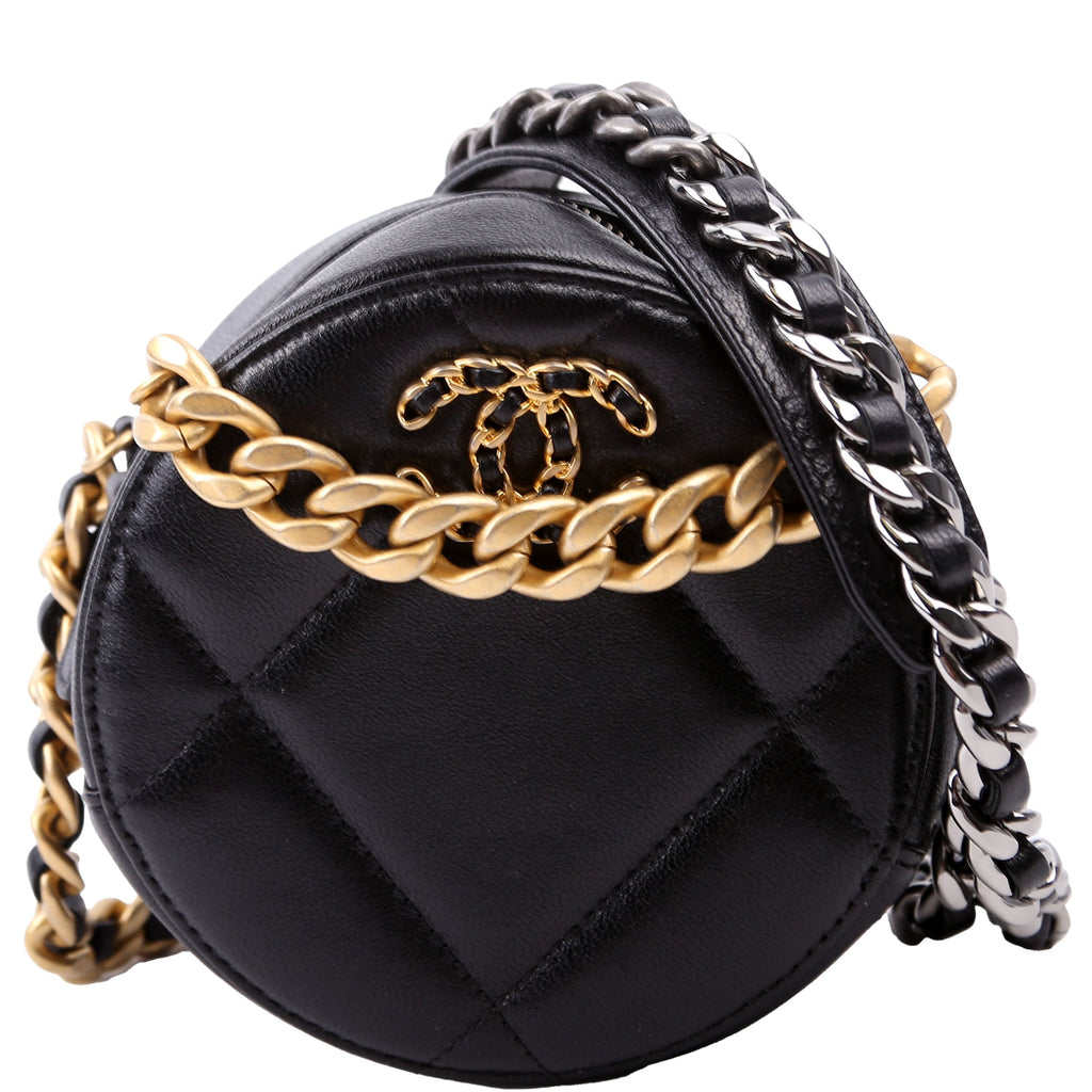 Chanel Chanel 19 Round Clutch Goarskin 29M Black