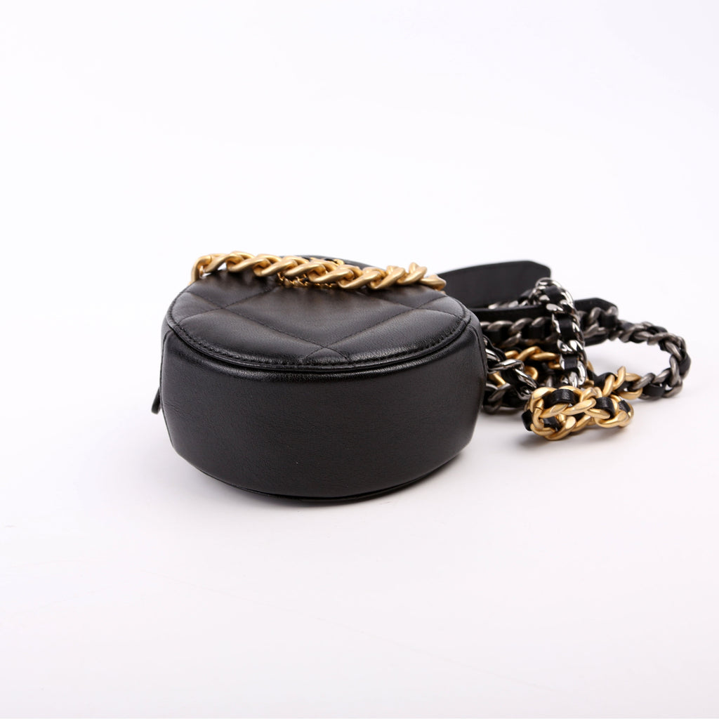 Chanel Chanel 19 Round Clutch Goarskin 29M Black
