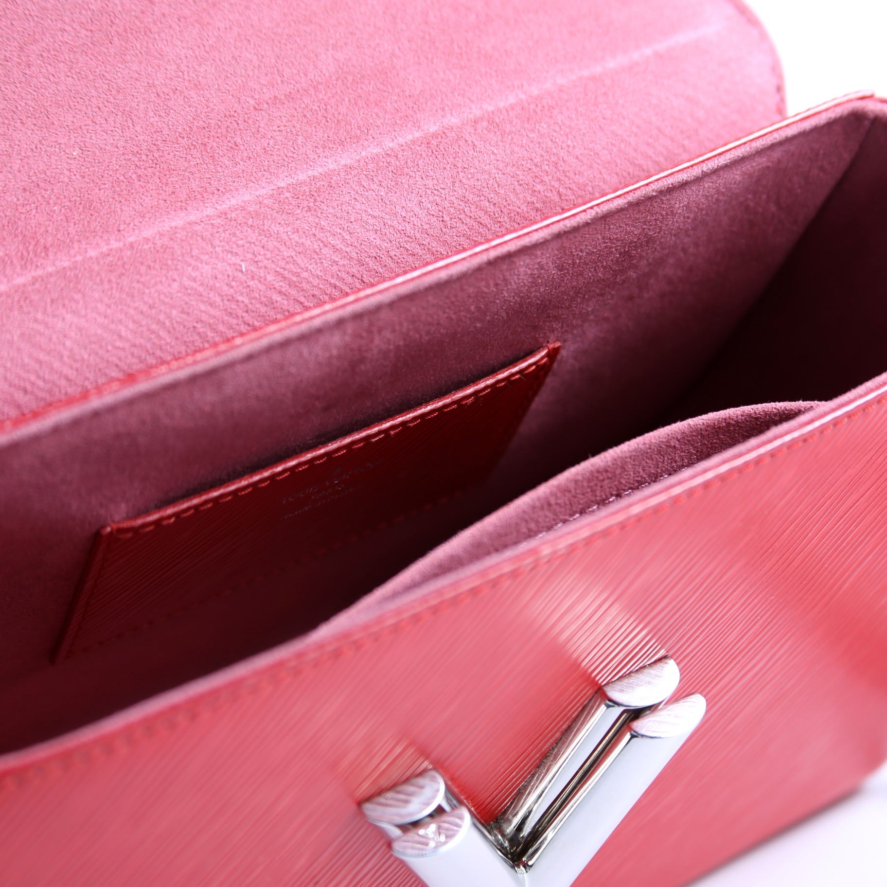 Louis Vuitton Twist MM Epi Red