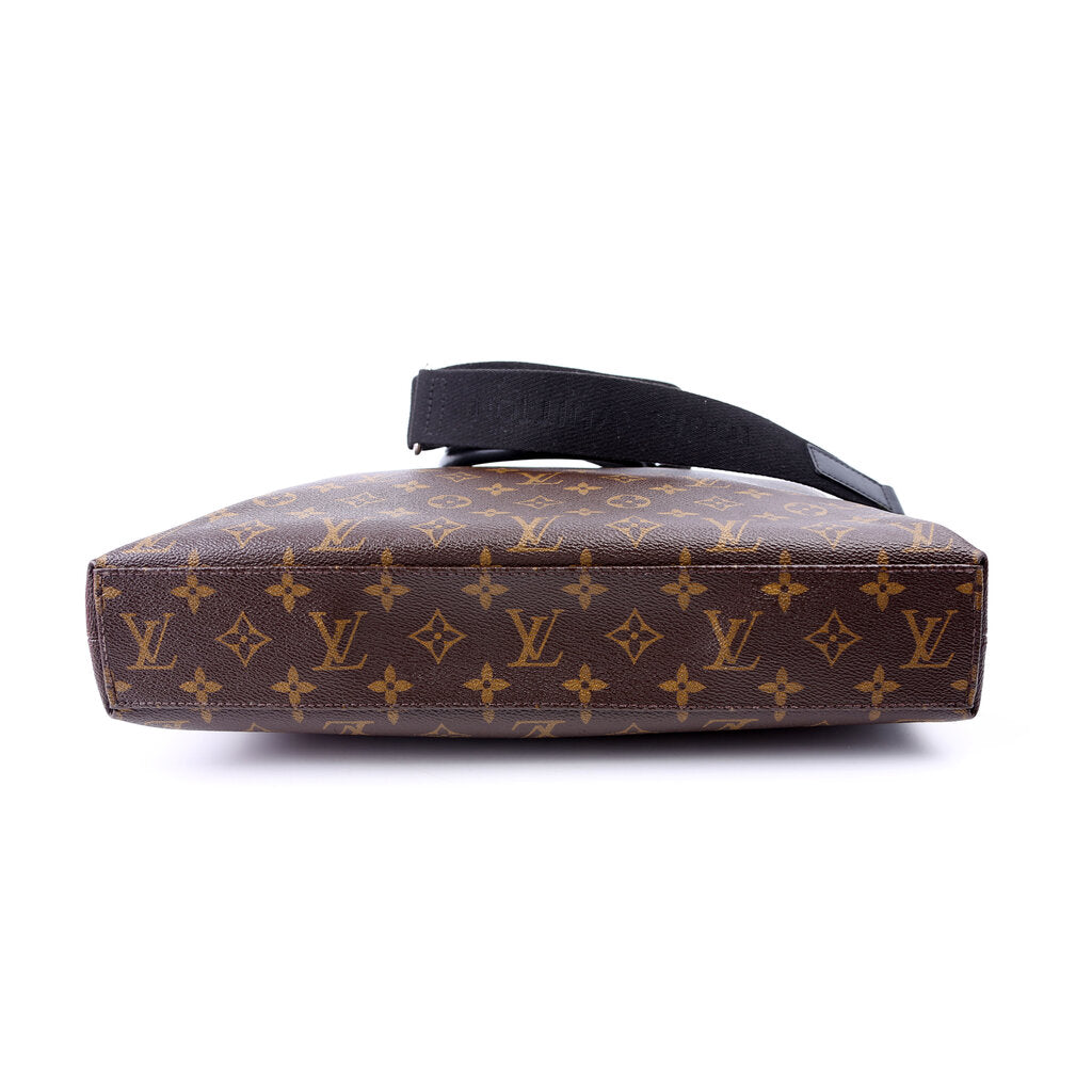 Louis Vuitton Porte Documents Jour Monogram Macassar