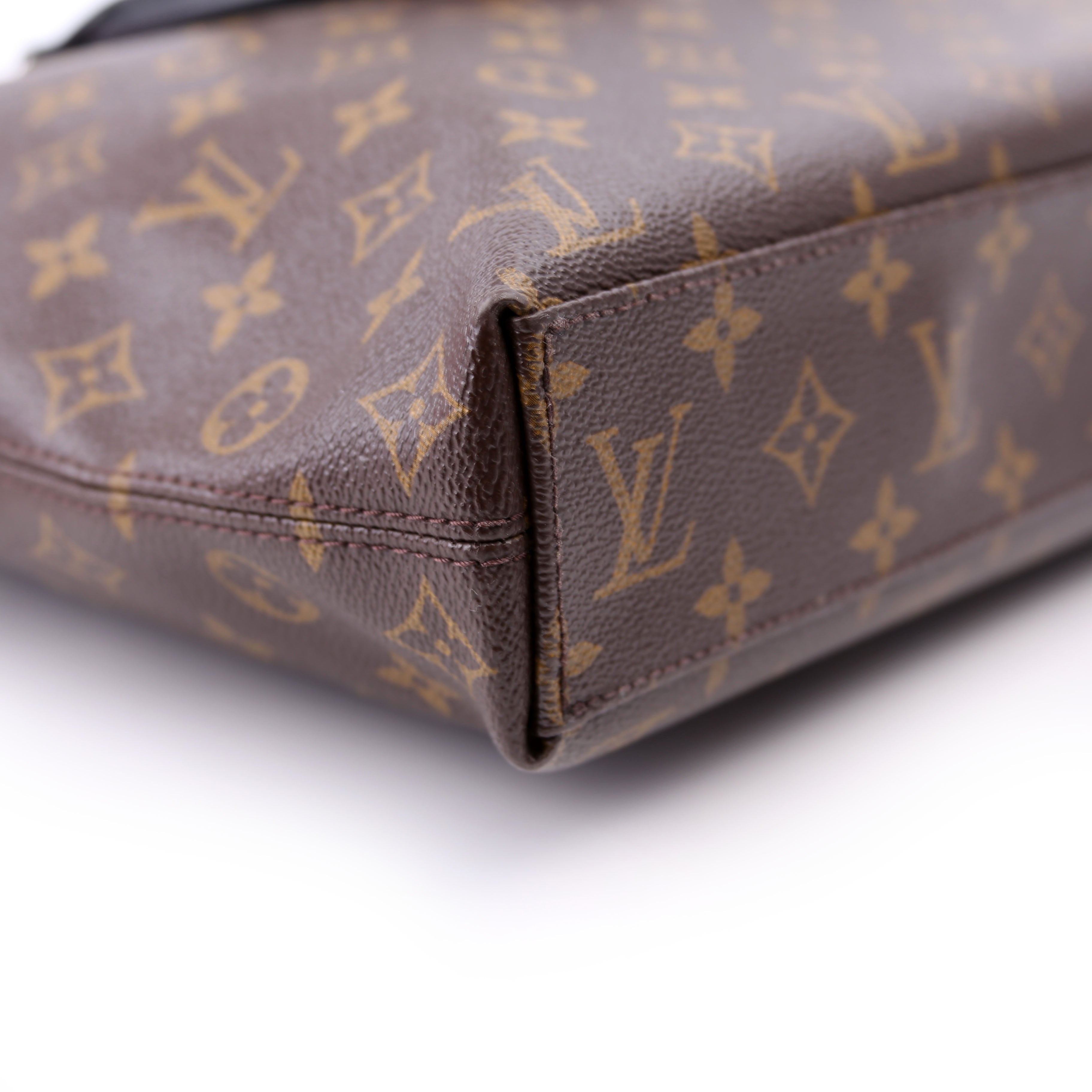 Louis Vuitton Porte Documents Jour Monogram Macassar