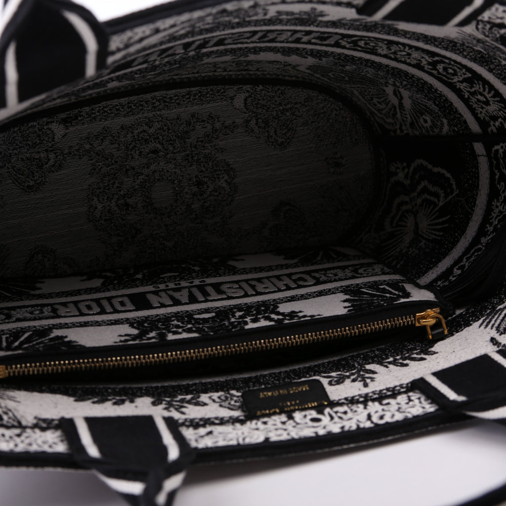 Christian Dior Hat Basket Bag Embroidered Butterfly Bandana Black/White