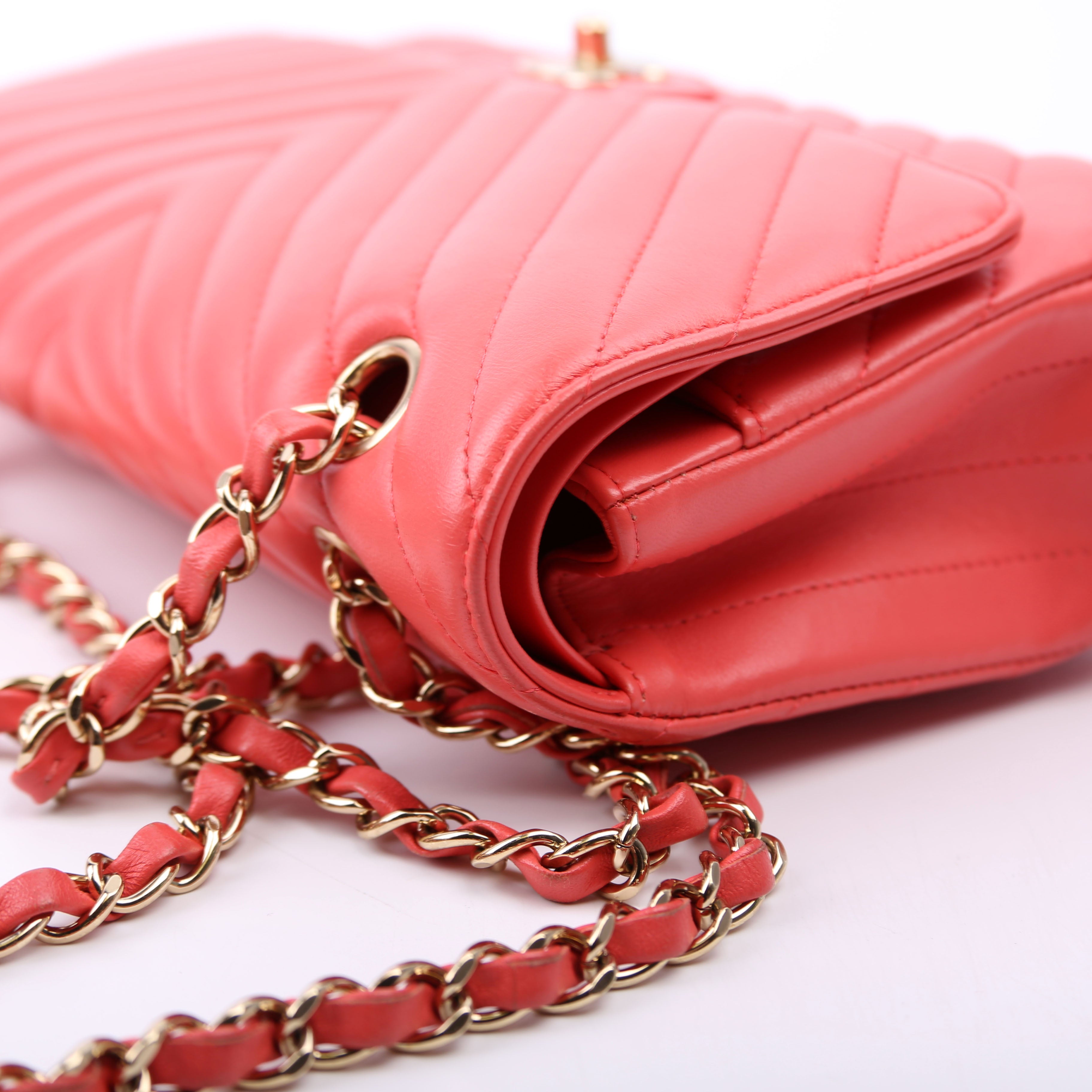 Chanel Classic Flap Medium Chevron Lambskin 27M Salmon