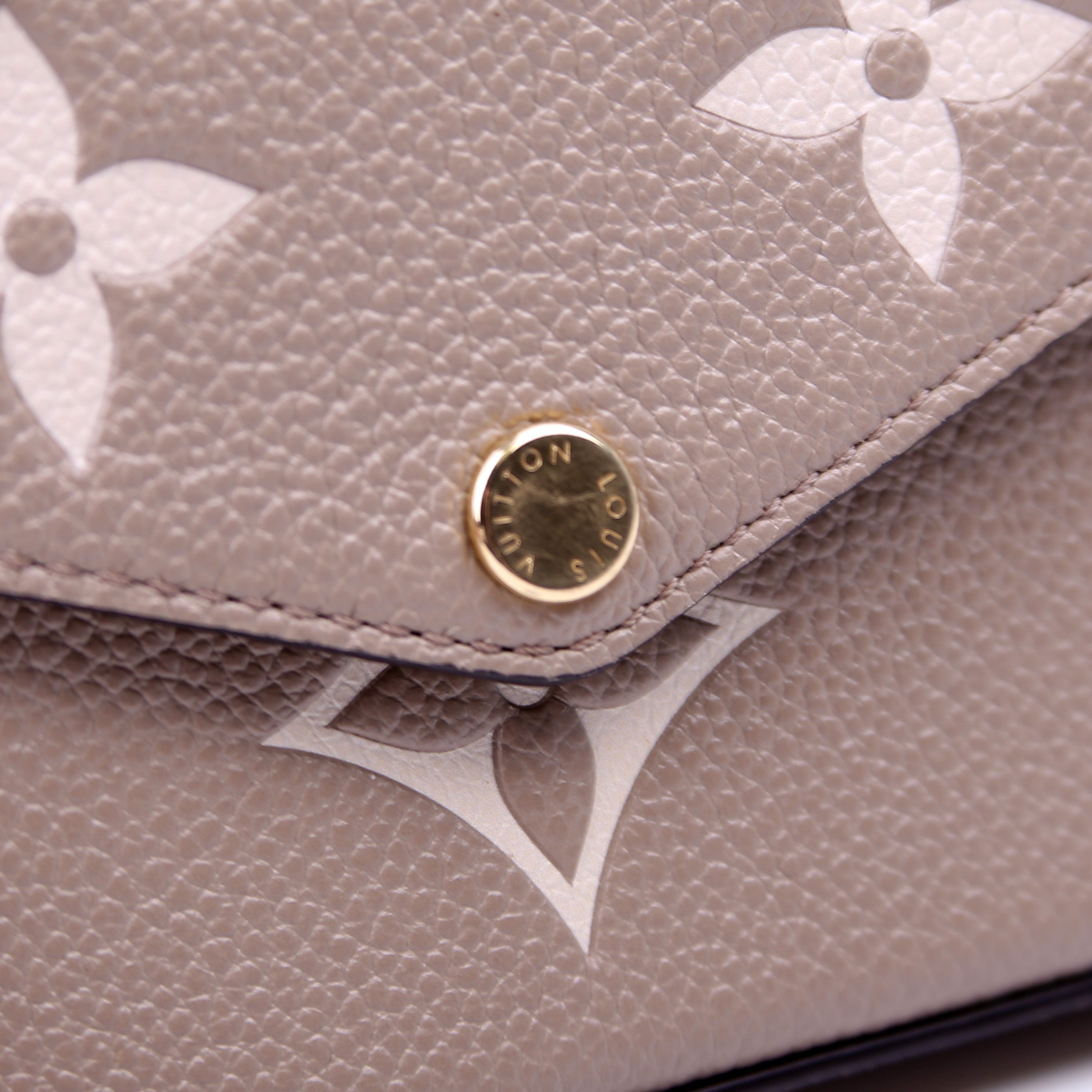 Louis Vuitton Pochette Felicie Bicolor Empreinte Turtledove