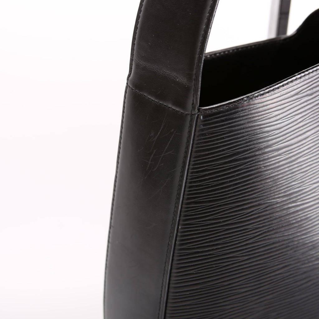 Louis Vuitton Reverie Epi Black