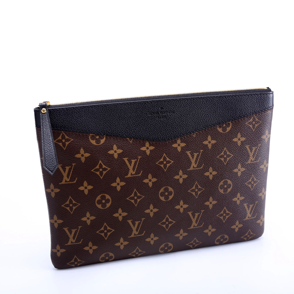 Louis Vuitton Daily Pouch Monogram Black