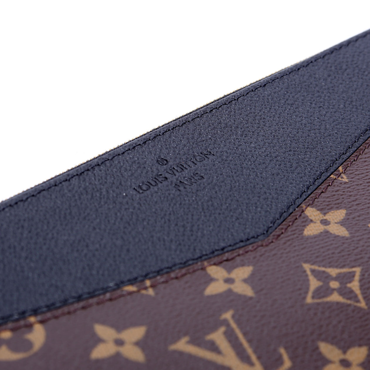 Louis Vuitton Daily Pouch Monogram Black