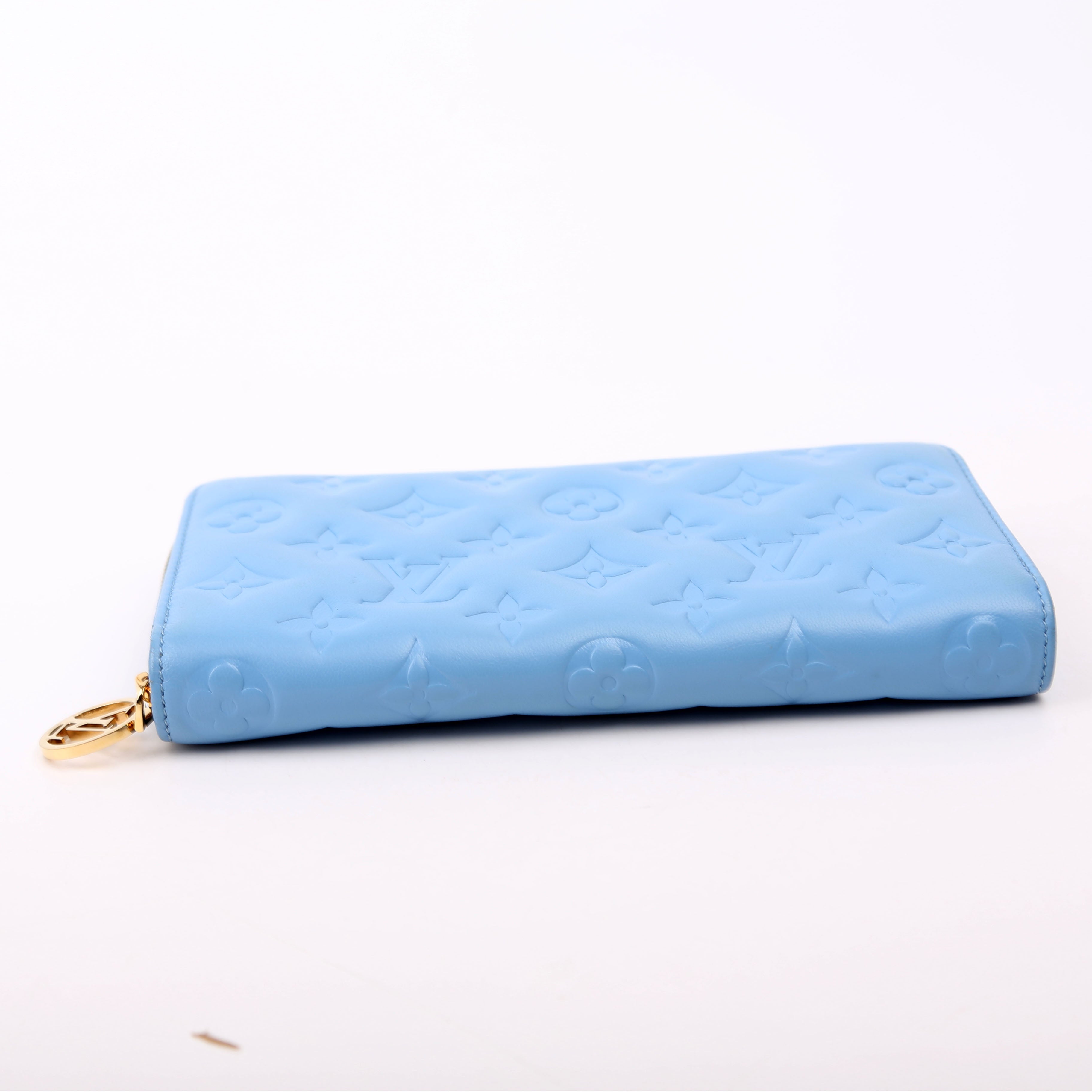 Louis Vuitton Coussin Zippy Wallet Lambskin Blue