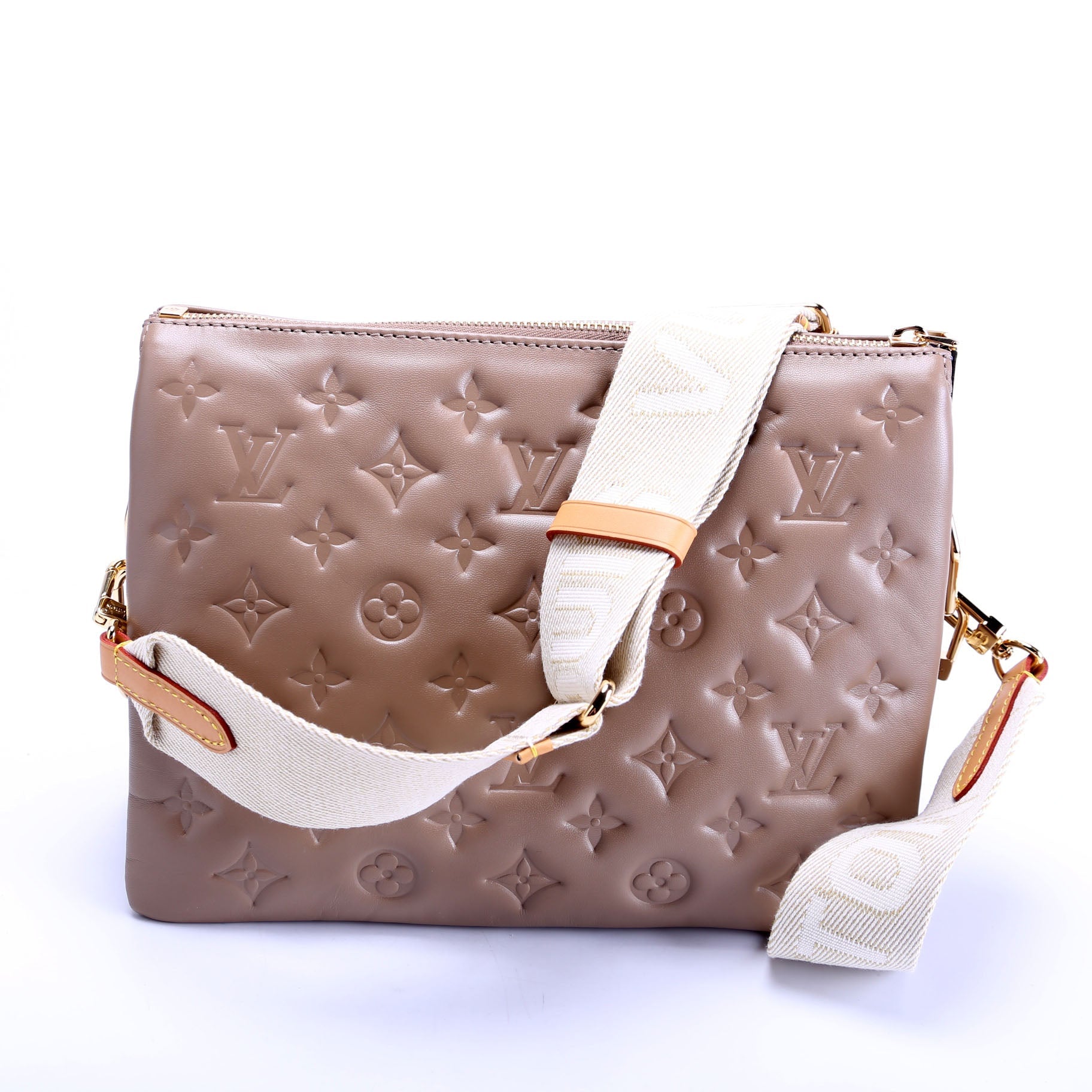 Louis Vuitton Coussin PM NV Lambskin Tan