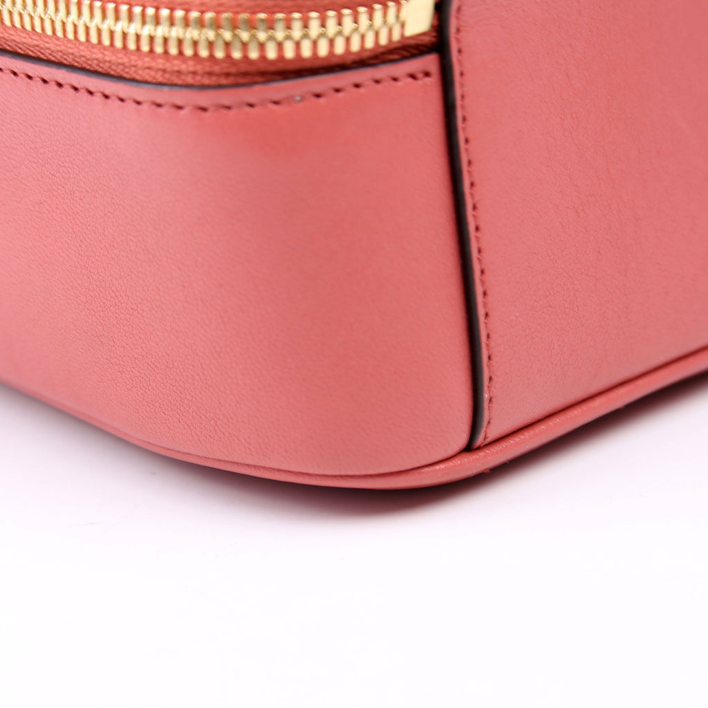 Gucci 744434 Blondie Leather Top Handle Bag