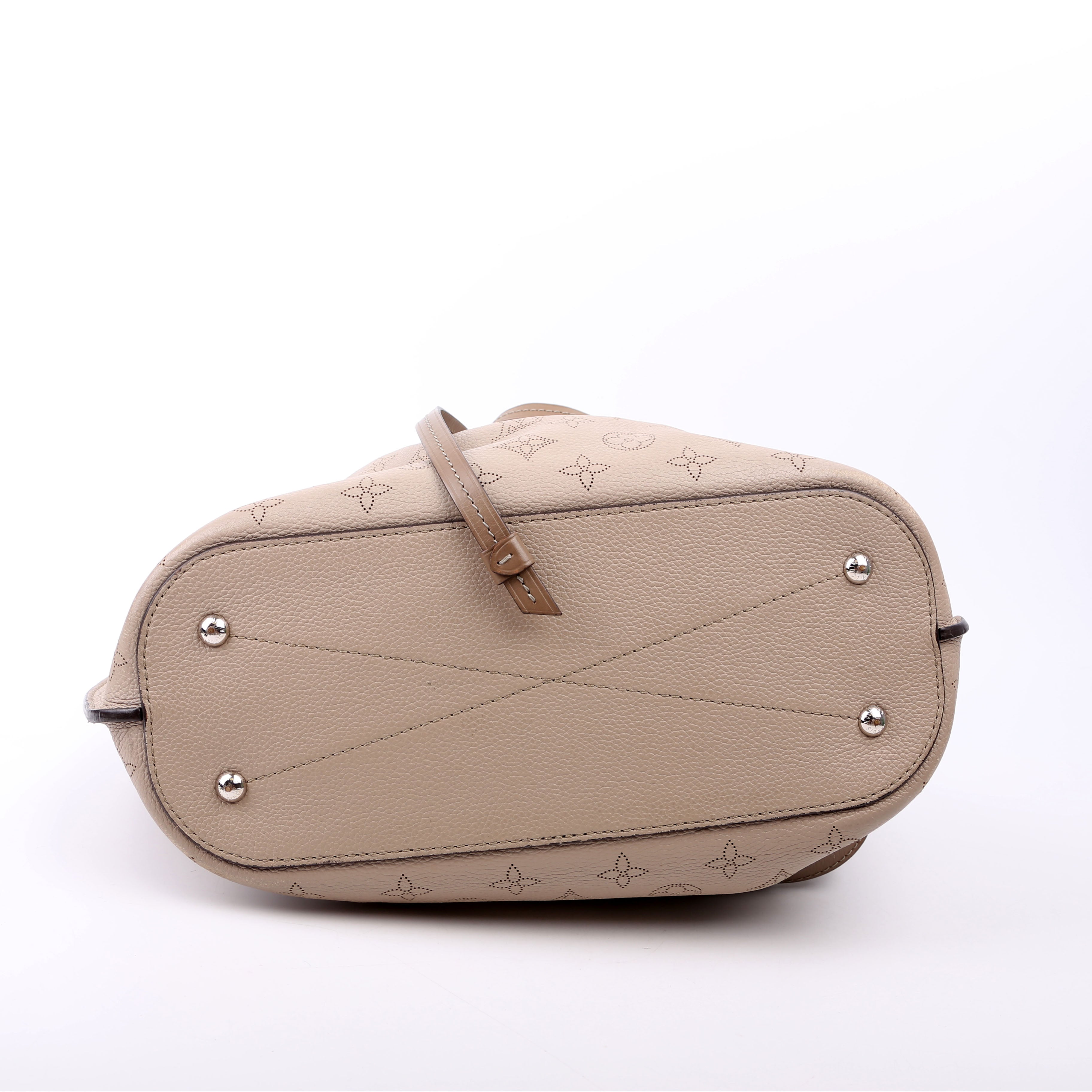 Louis Vuitton Girolata Mahina Taupe