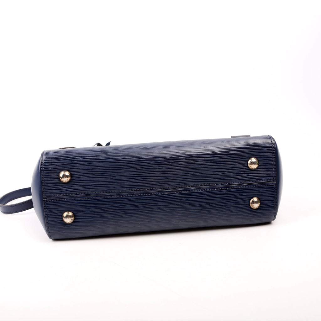 Louis Vuitton Cluny MM Epi Navy
