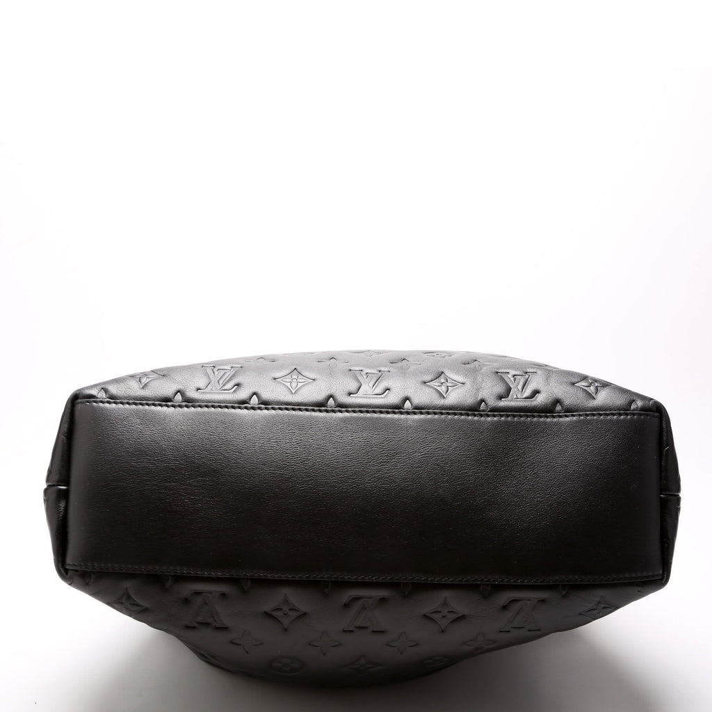 Louis Vuitton Coussin Hobo MM Lambskin Black