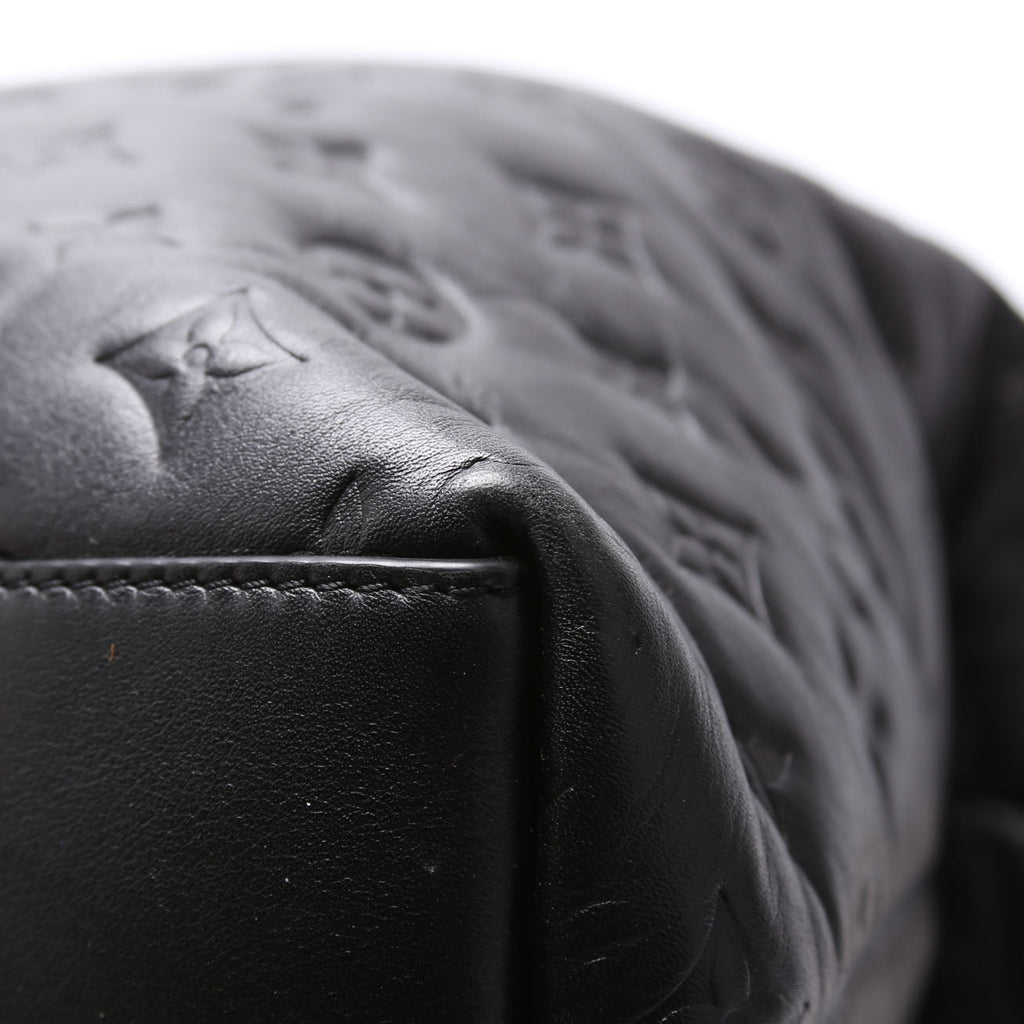 Louis Vuitton Coussin Hobo MM Lambskin Black