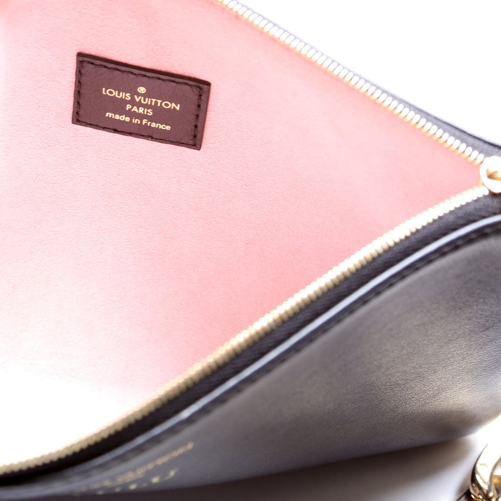 Louis Vuitton Coussin Hobo MM Lambskin Black