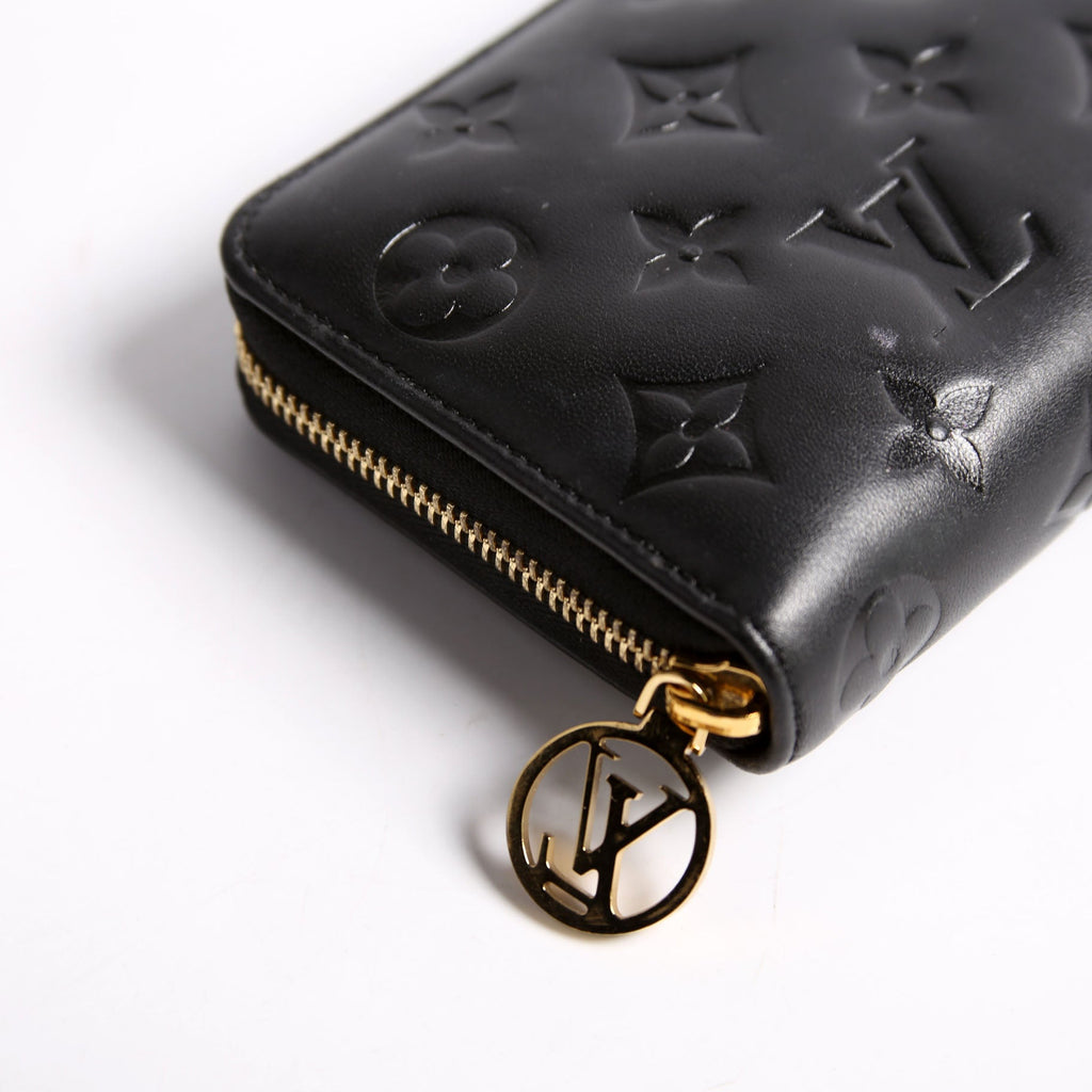 Louis Vuitton Coussin Zippy Wallet Lambskin Black