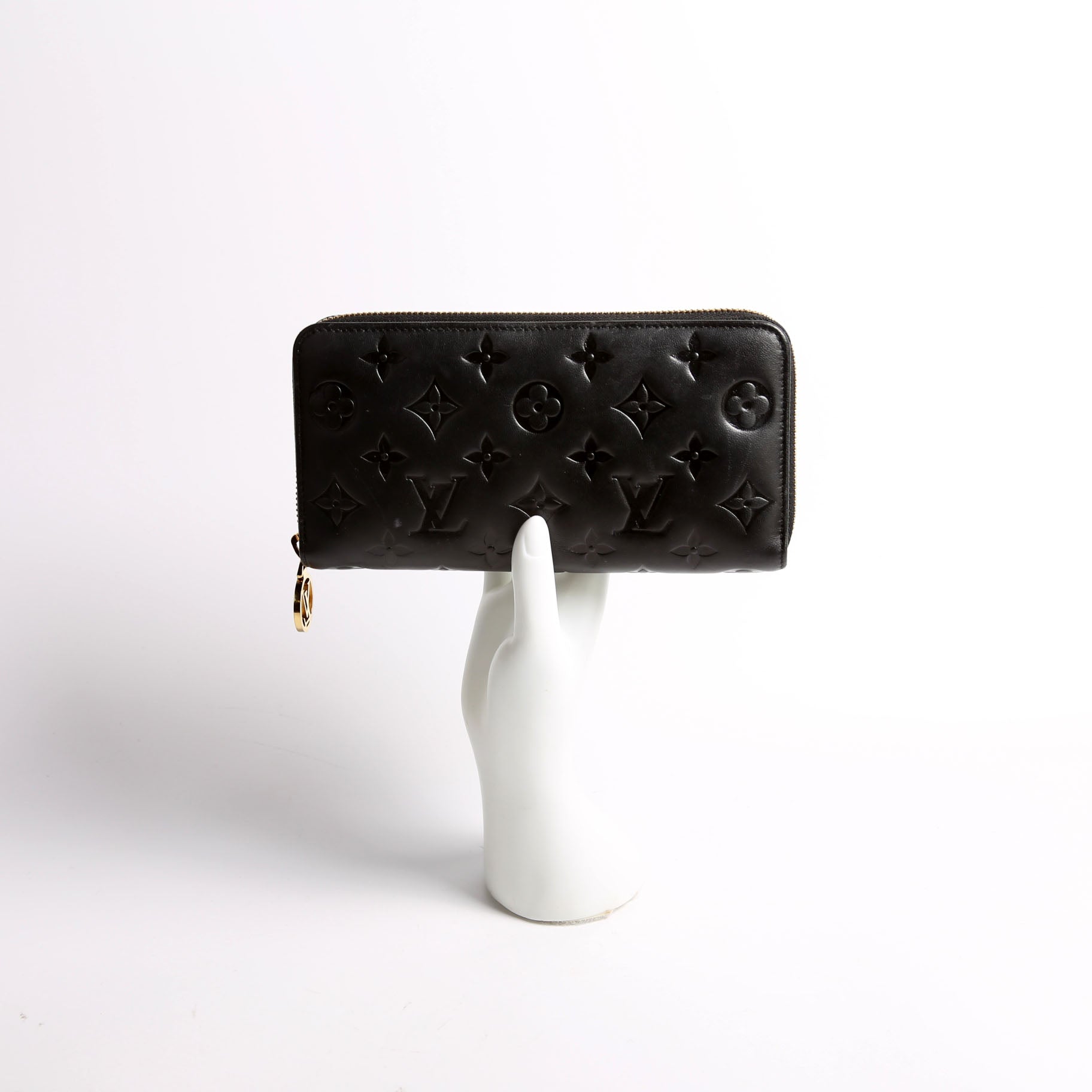 Louis Vuitton Coussin Zippy Wallet Lambskin Black