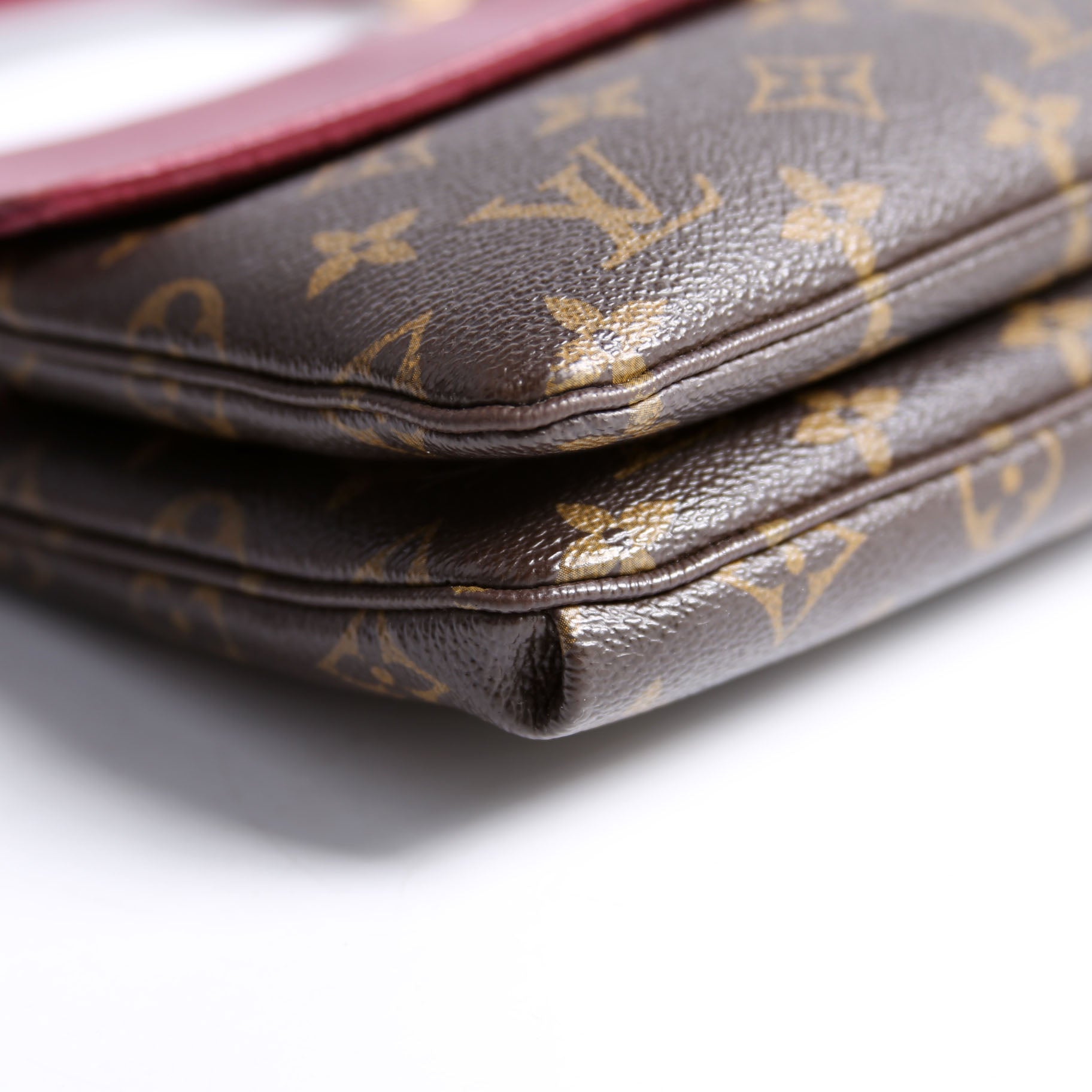 Louis Vuitton Pochette Twice Monogram Berry