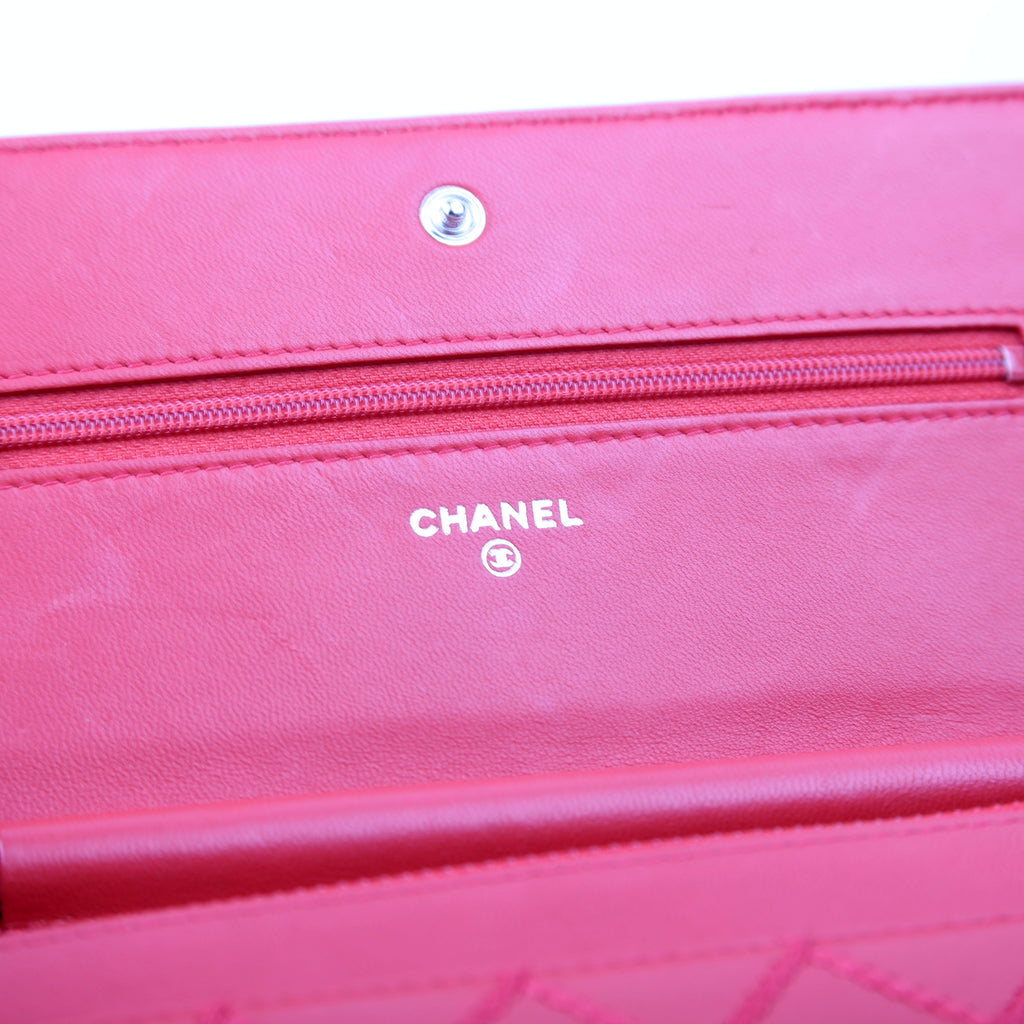 Chanel WOC Diamond Stitch Calfskin Red