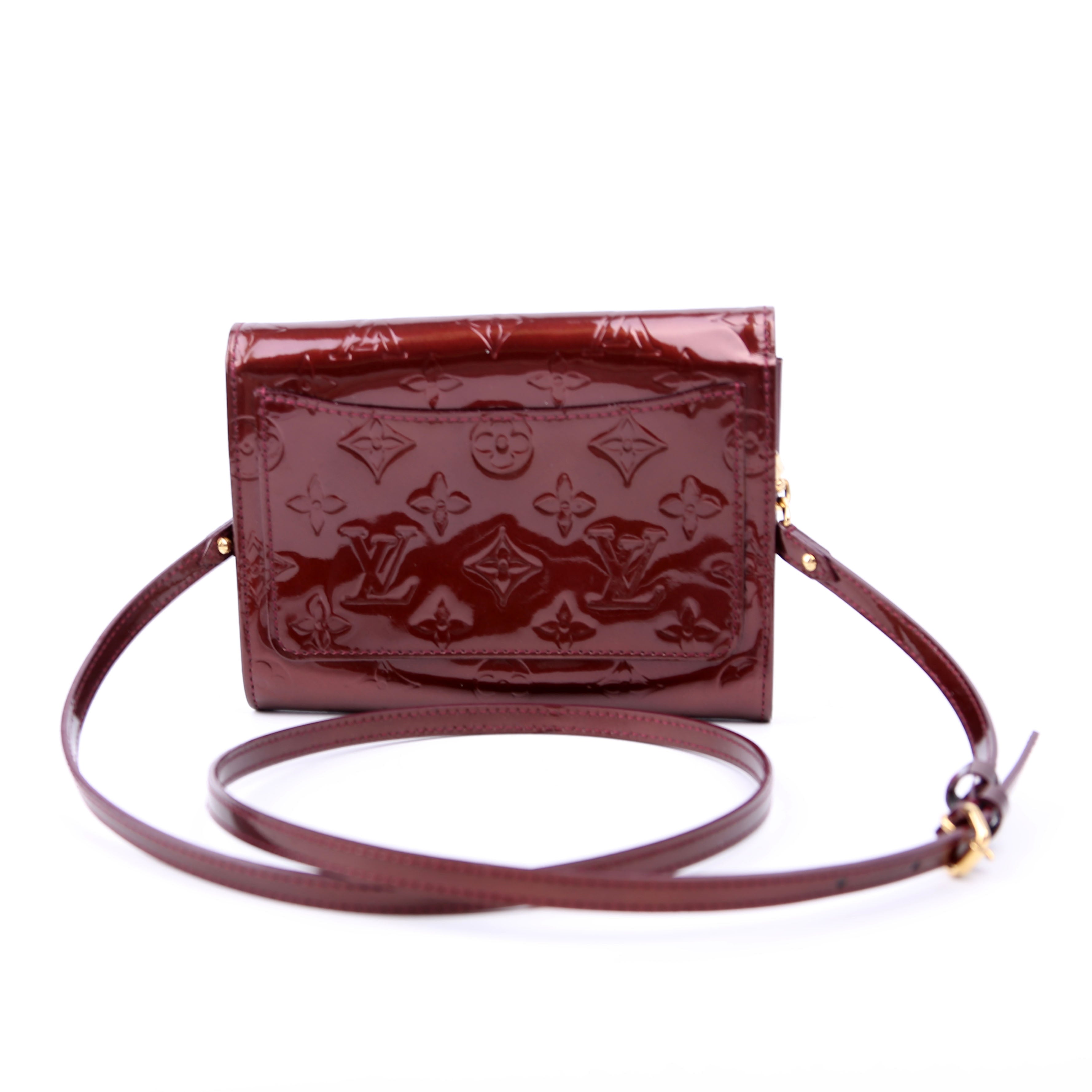 Louis Vuitton Rossmore Clutch PM Vernis Maroon
