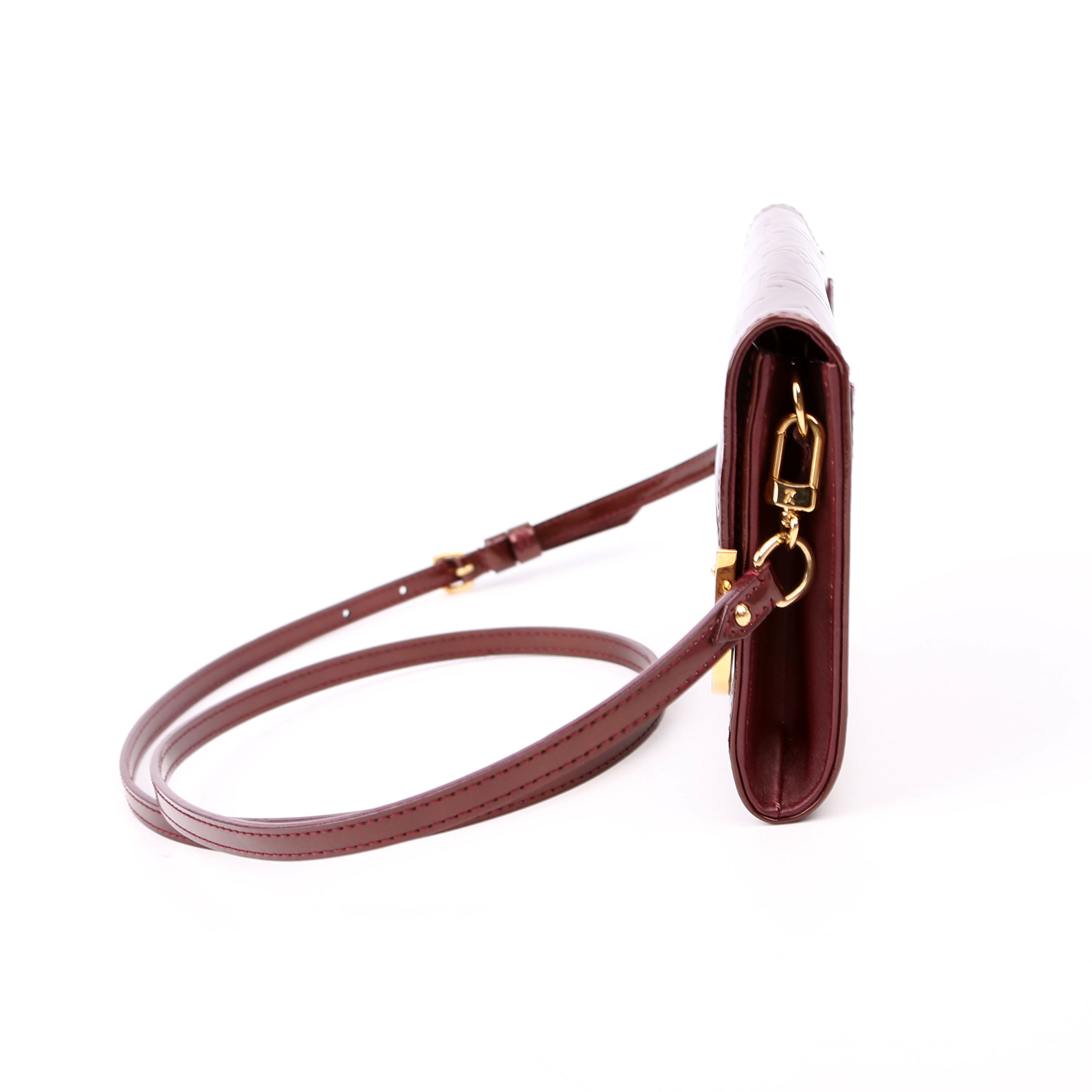Louis Vuitton Rossmore Clutch PM Vernis Maroon