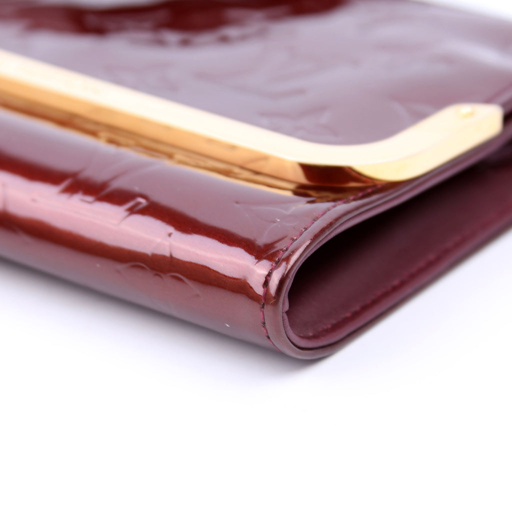Louis Vuitton Rossmore Clutch PM Vernis Maroon