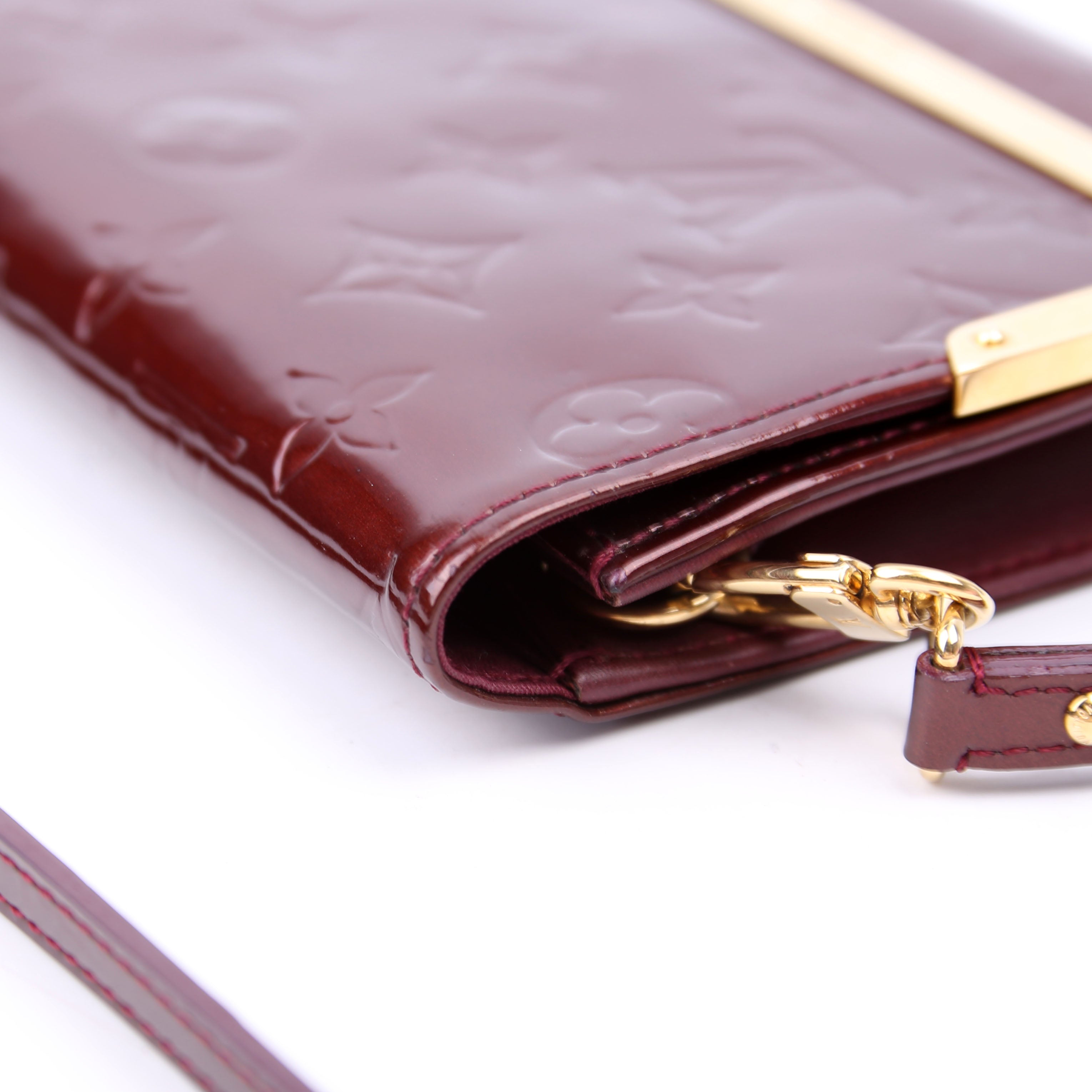 Louis Vuitton Rossmore Clutch PM Vernis Maroon