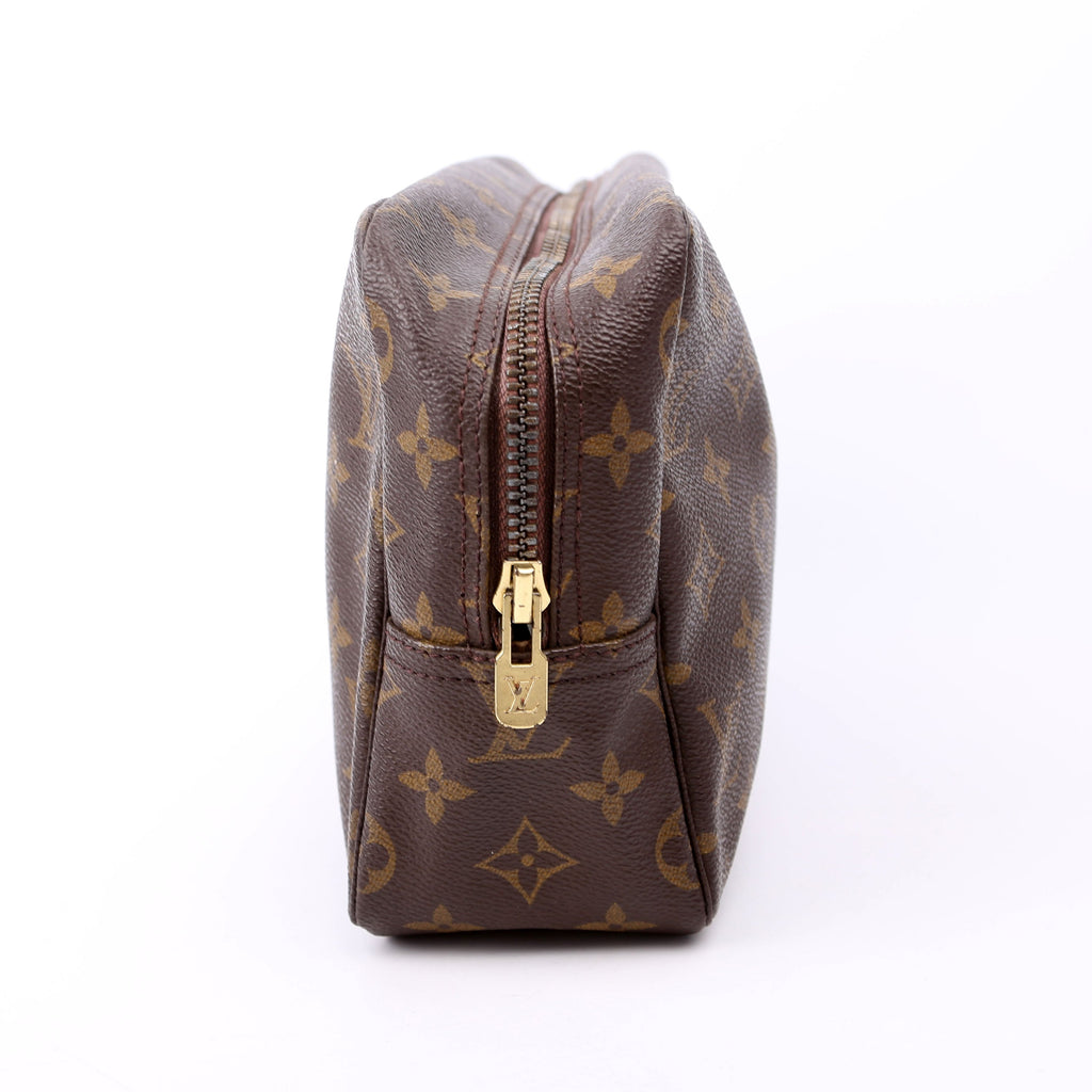 Louis Vuitton Trousse Toilette 28 Monogram