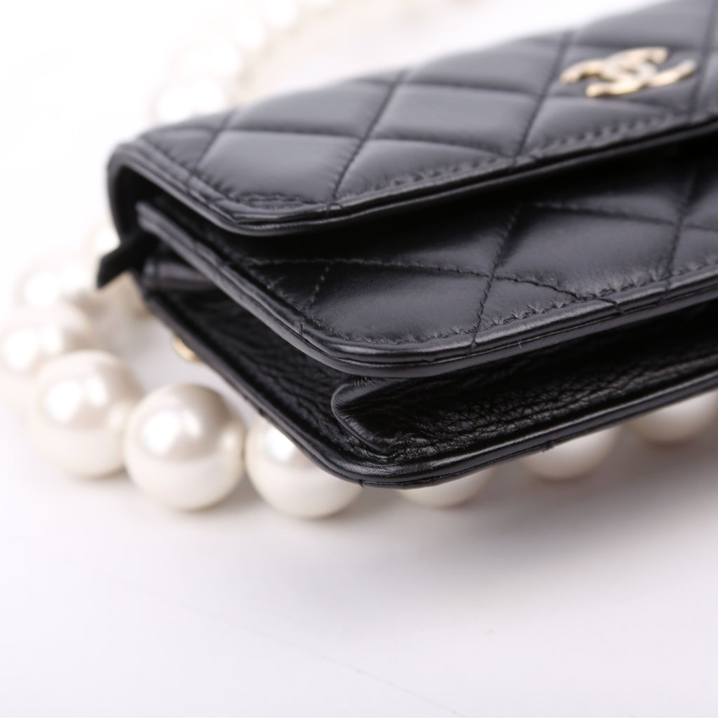 Chanel Maxi Pearls WOC Lambskin 30M Black