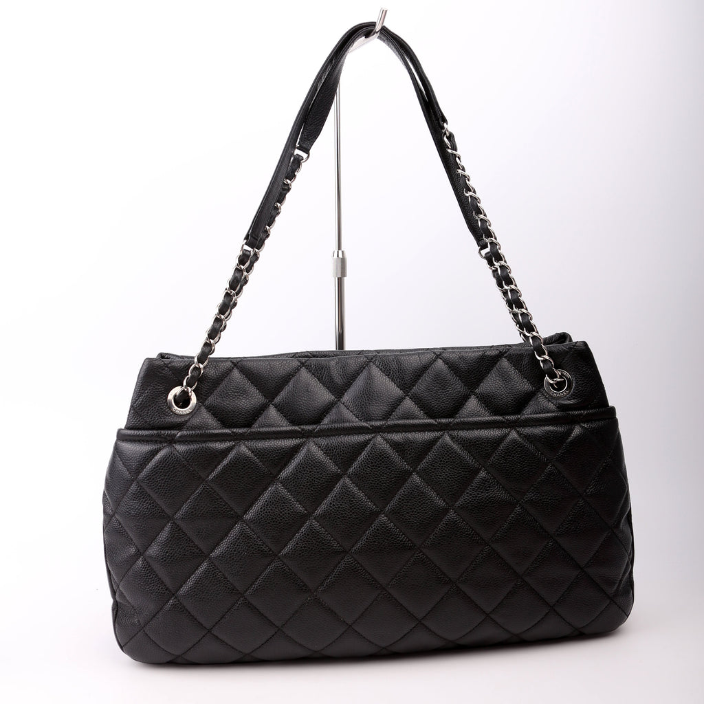 Chanel Timeless CC Soft Tote 17M Black