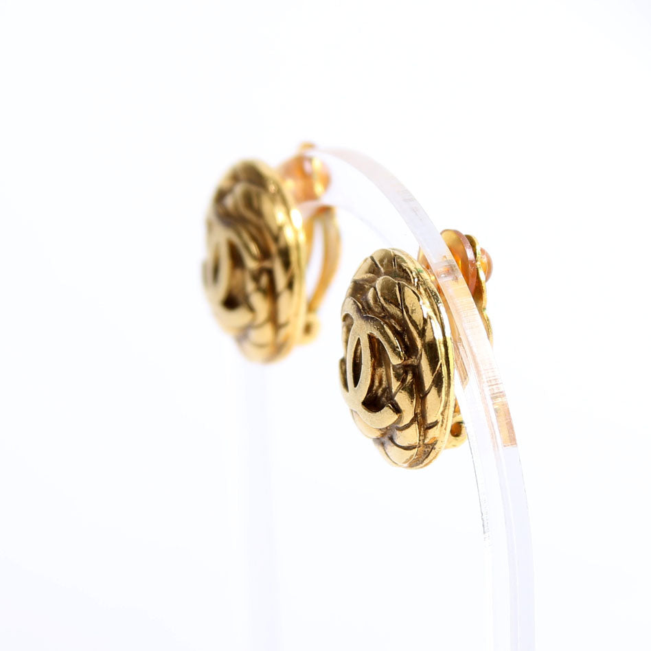 Chanel CC Quilted Clip-On Vintage Earrings Gold