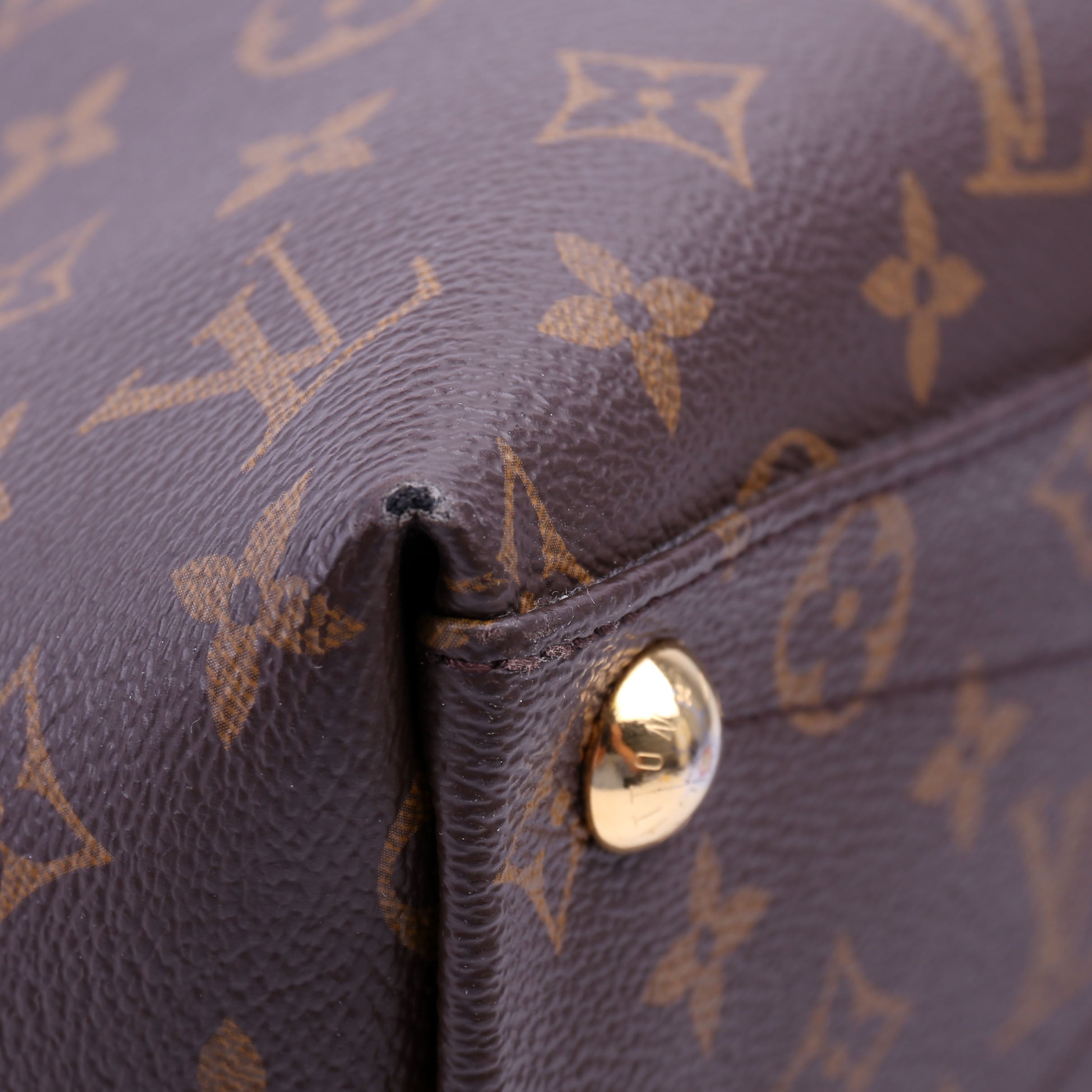 Louis Vuitton V Tote MM Monogram Yellow