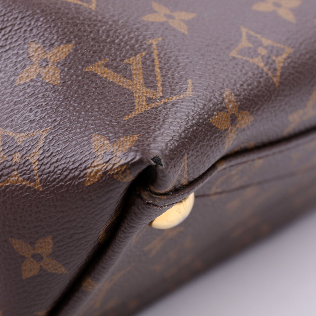 Louis Vuitton V Tote MM Monogram Yellow