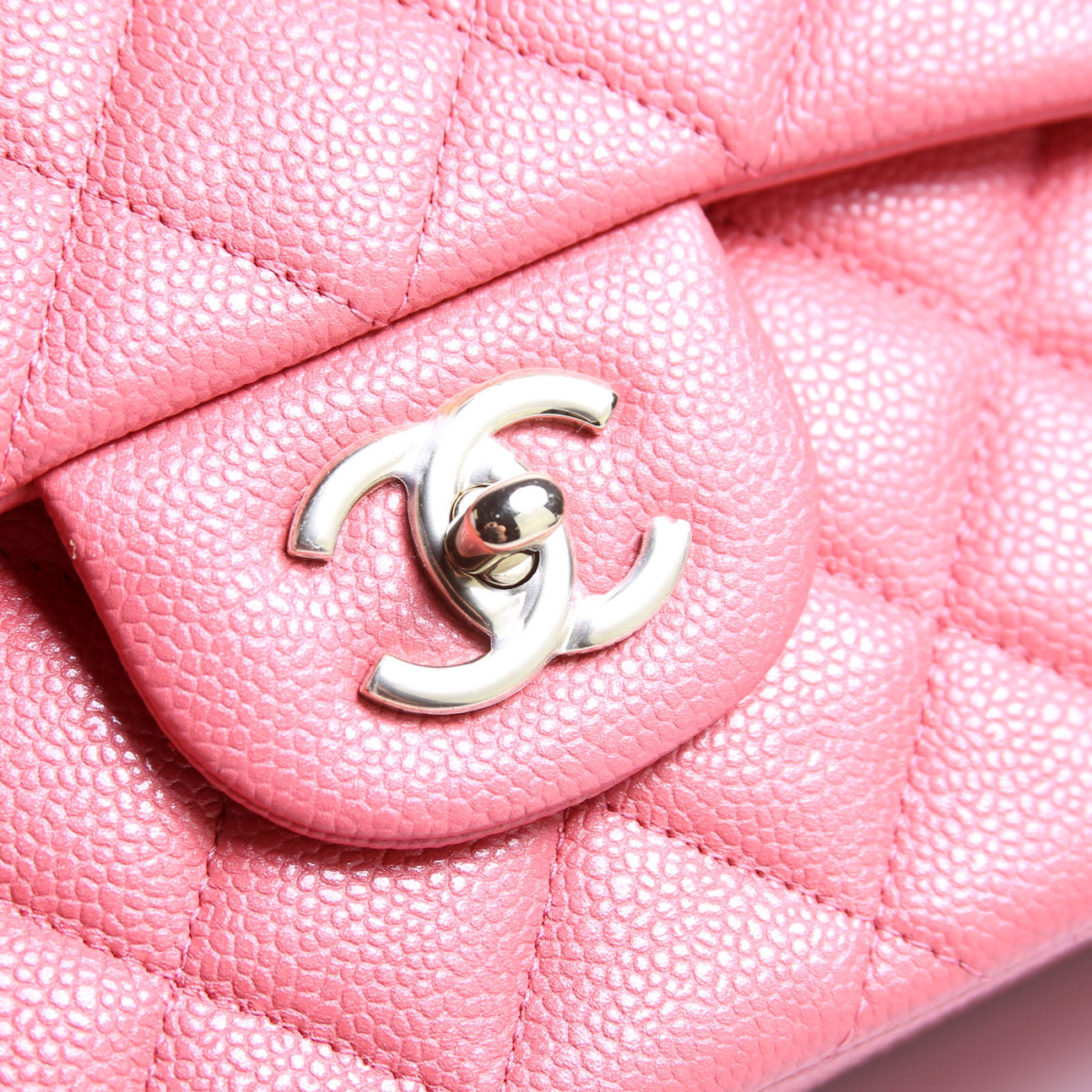 Chanel Classic Flap Jumbo Caviar 25-28M Pink